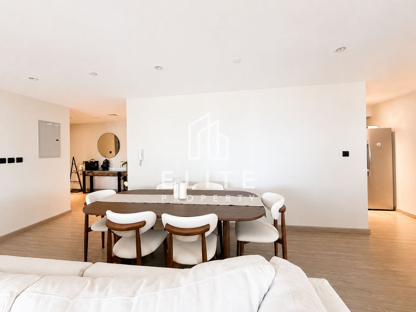 SPACIOUS LAYOUT, UPGRADED, FURNISHED / UNFURNISHED