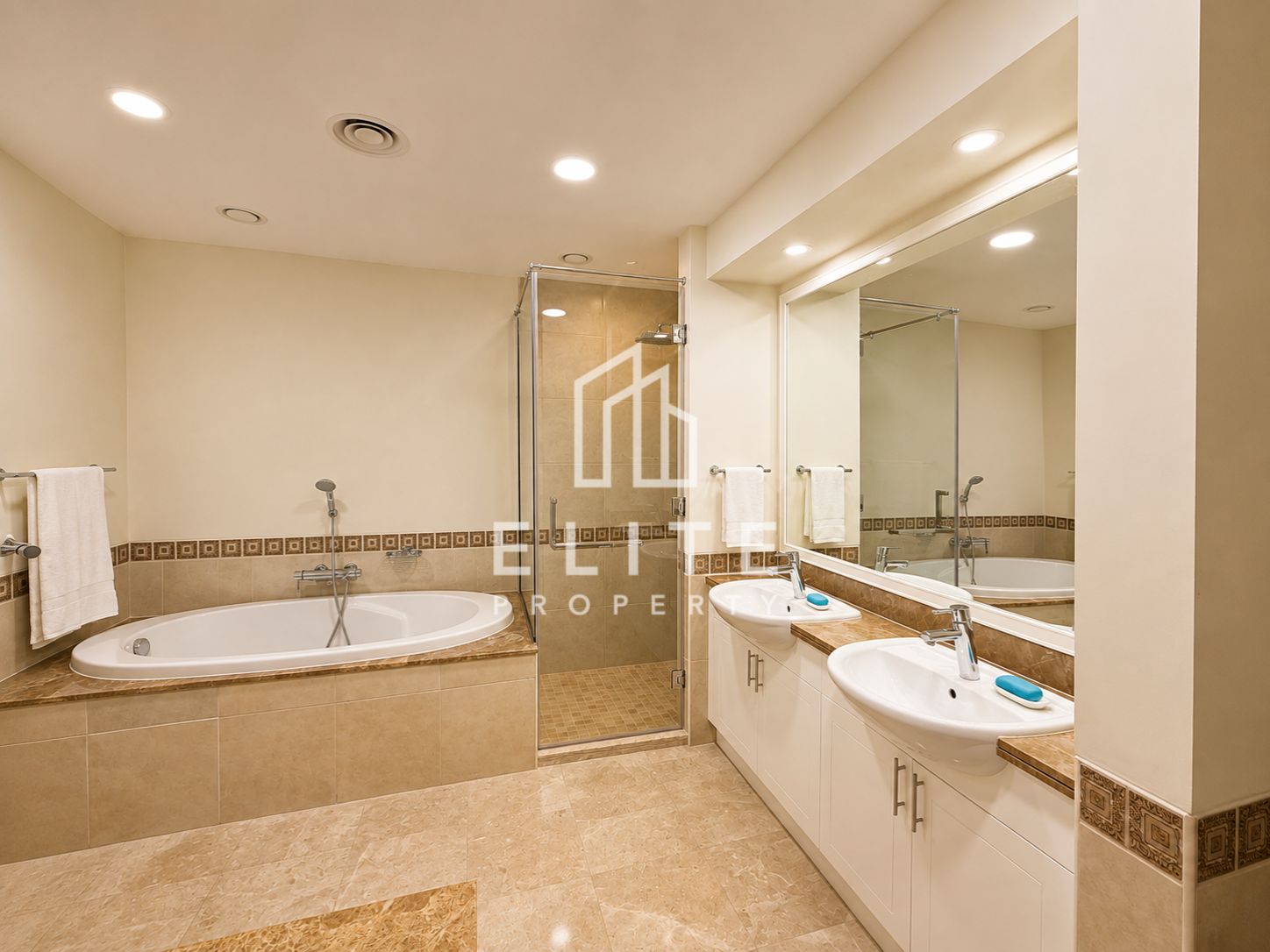 Vacant | Furnished | Beach Access