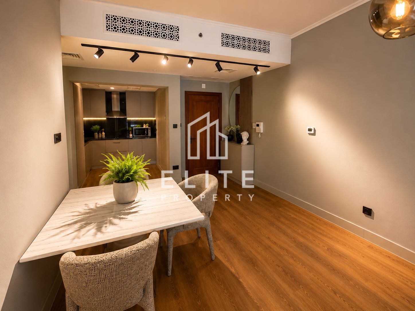 Spacious 1 Bed | Fully Furnished | Upgraded