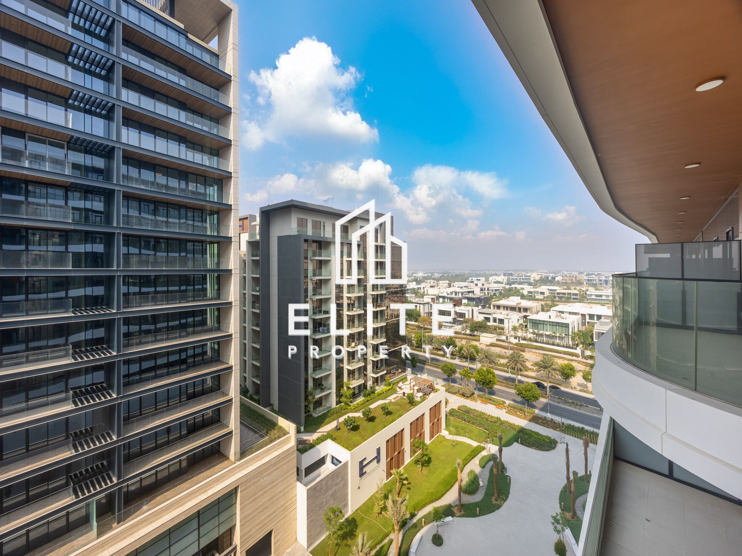 Golf & Villa Views I Spacious I Mid-High Floor