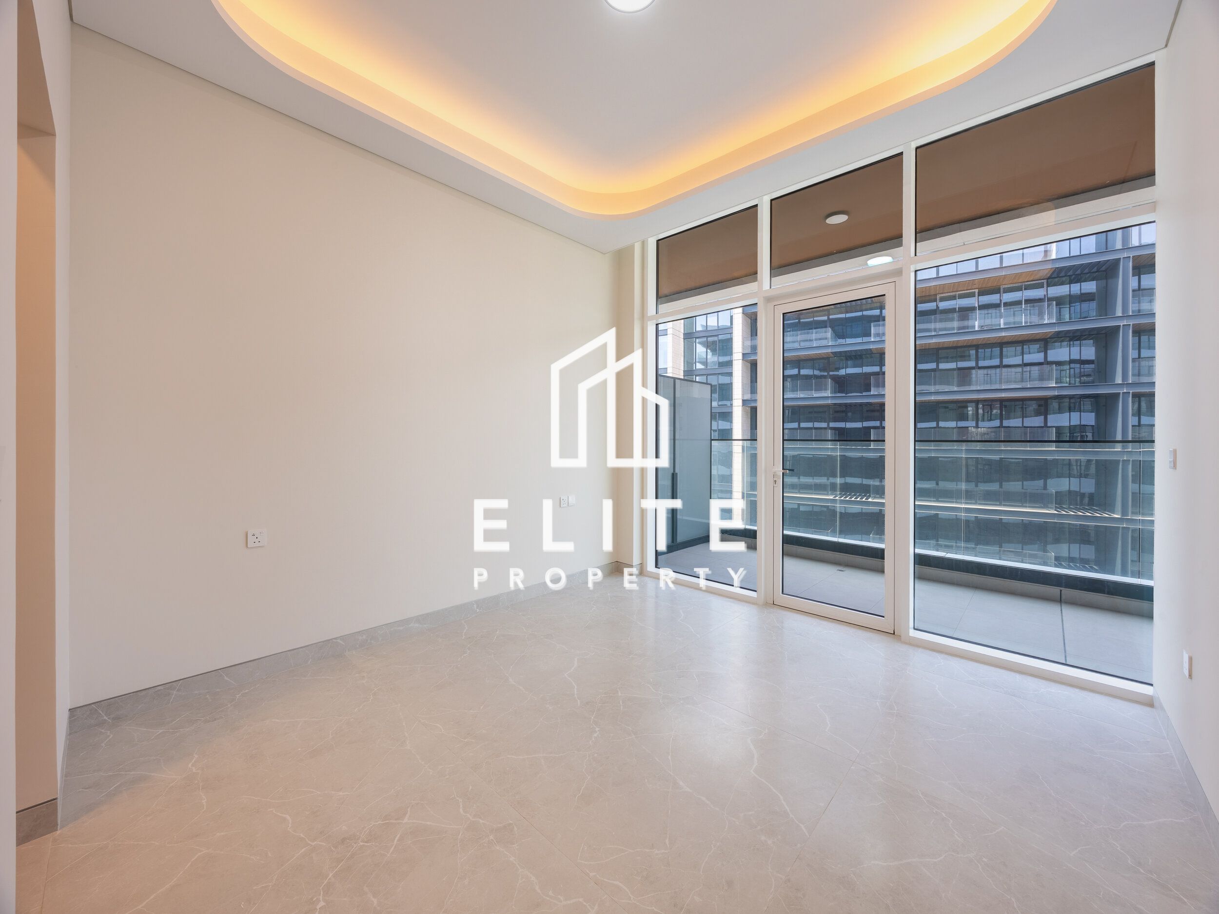 Golf & Villa Views I Spacious I Mid-High Floor