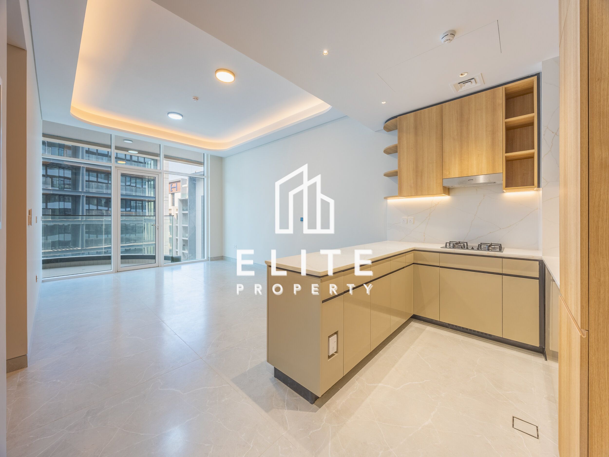 Golf & Villa Views I Spacious I Mid-High Floor