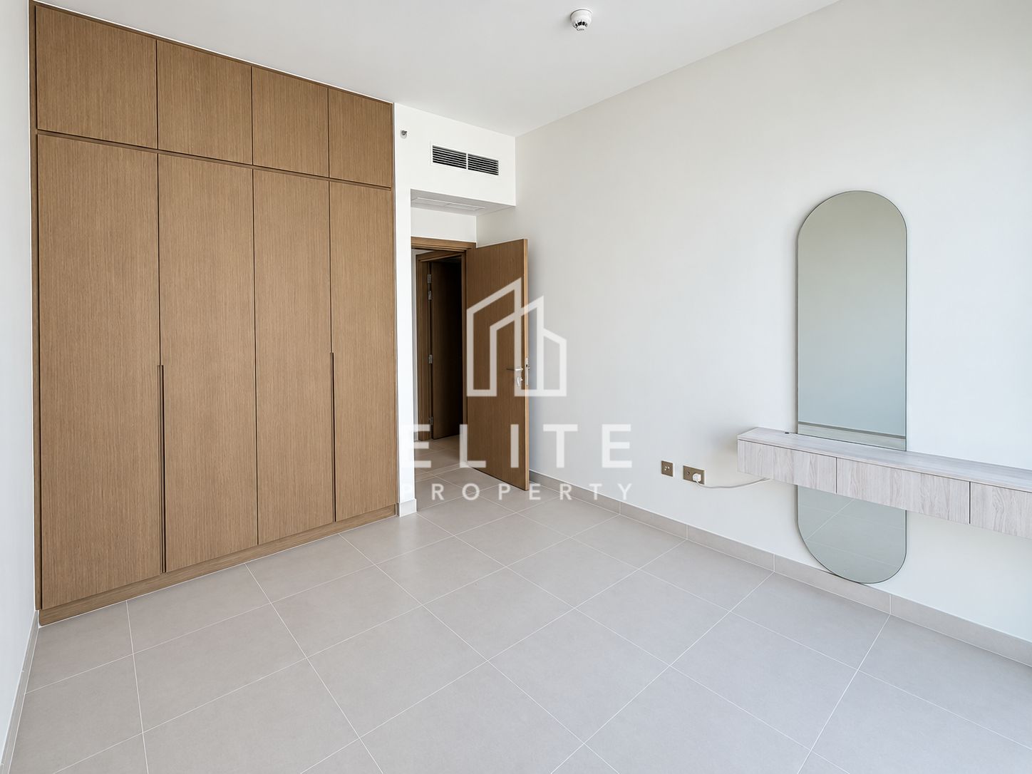 Brand New | Large Layout | Canal View