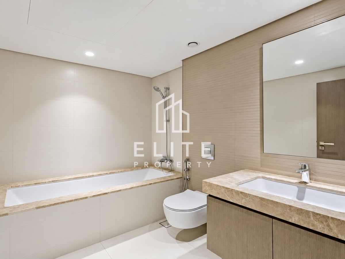 Spacious 3 Bed + Maids | Unfurnished | Palm View