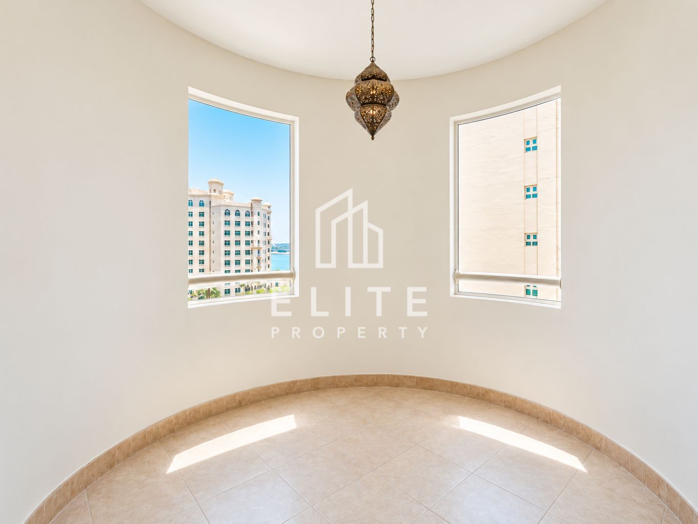 Vacant | Unfurnished | High Floor
