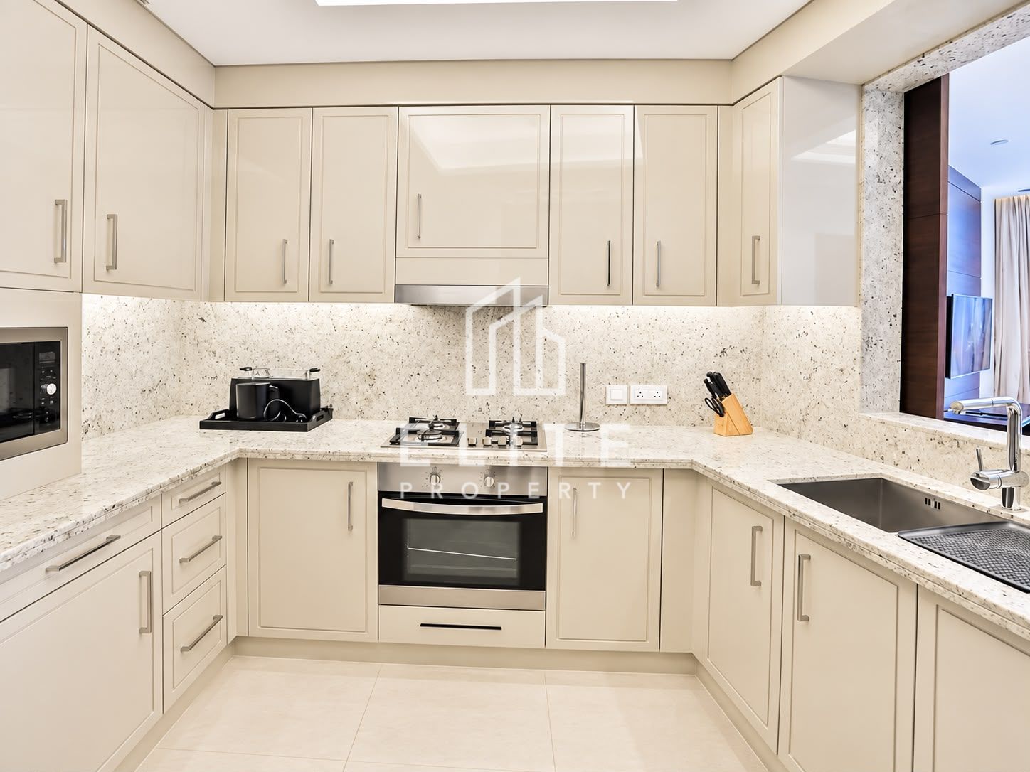 Spacious 1 Bed | Study Area | Ready To Move