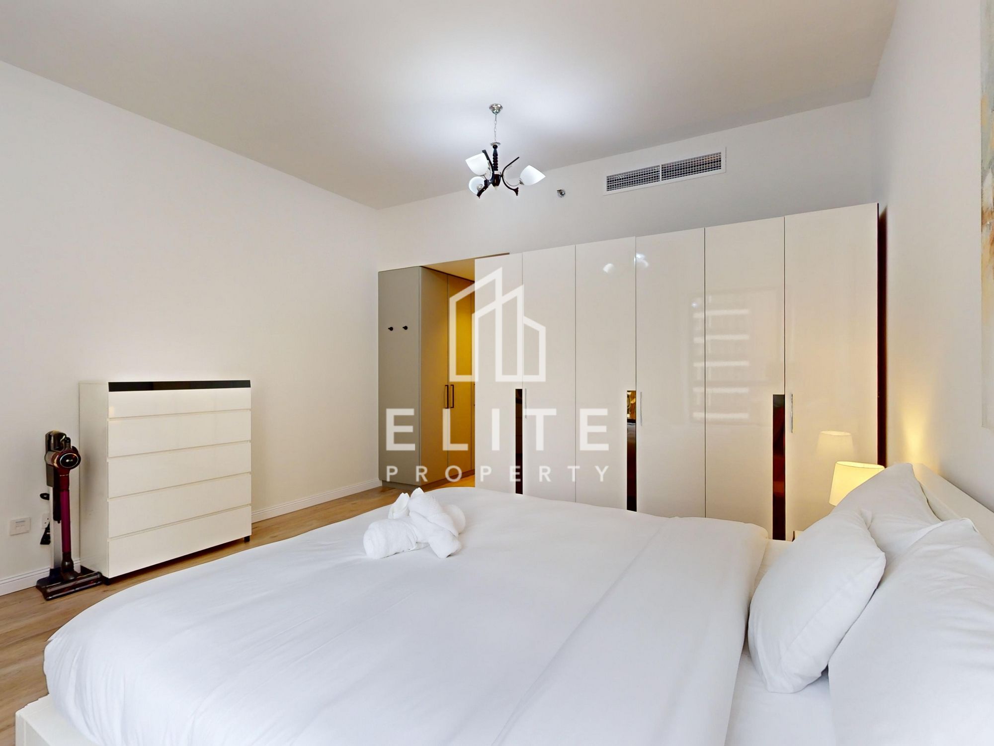 1 BHK UPGRADED Nestled At JBR Tourist Destination