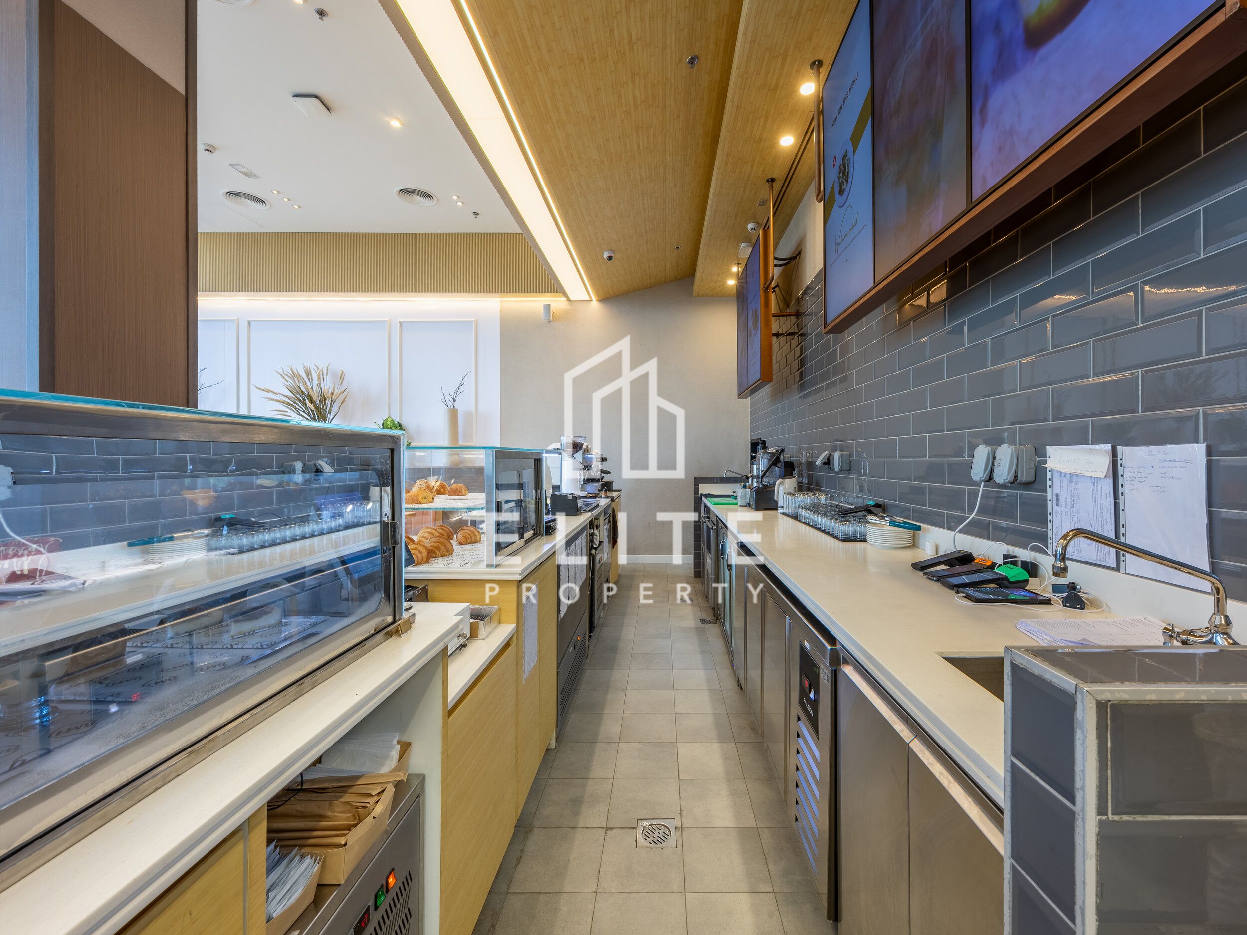 FULLY OPERATIONAL CAFÉ & RESTAURANT IN DUBAI CREEK HARBOUR