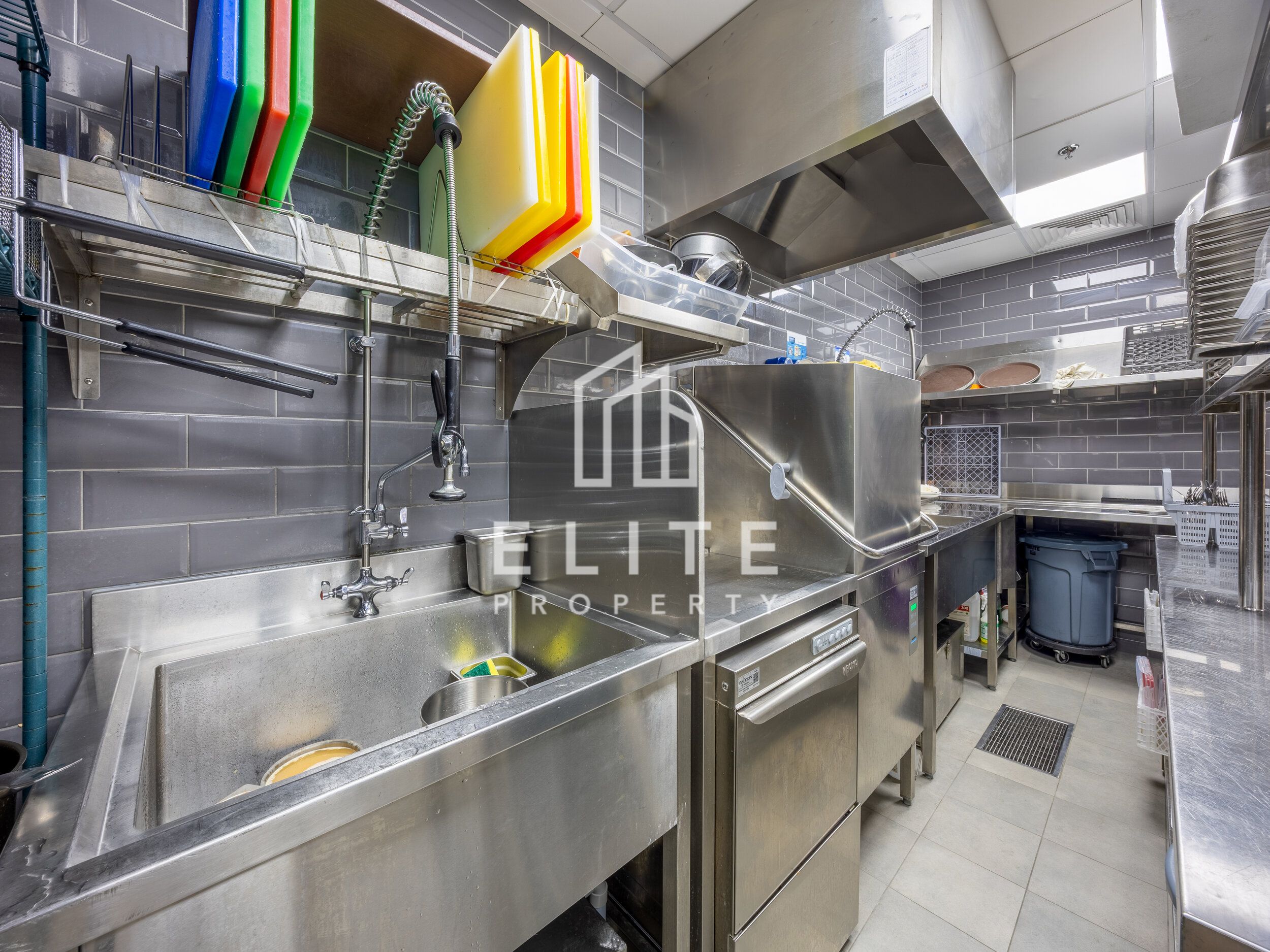 FULLY OPERATIONAL CAFÉ & RESTAURANT IN DUBAI CREEK HARBOUR