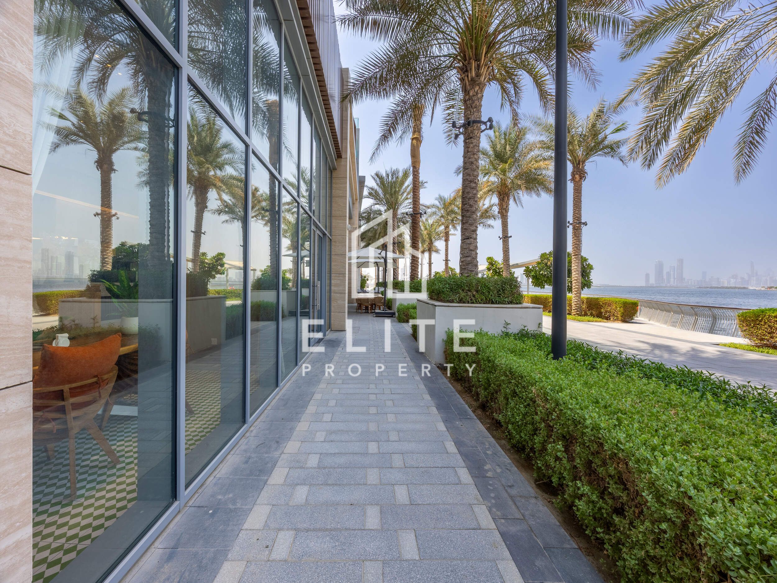 FULLY OPERATIONAL CAFÉ & RESTAURANT IN DUBAI CREEK HARBOUR