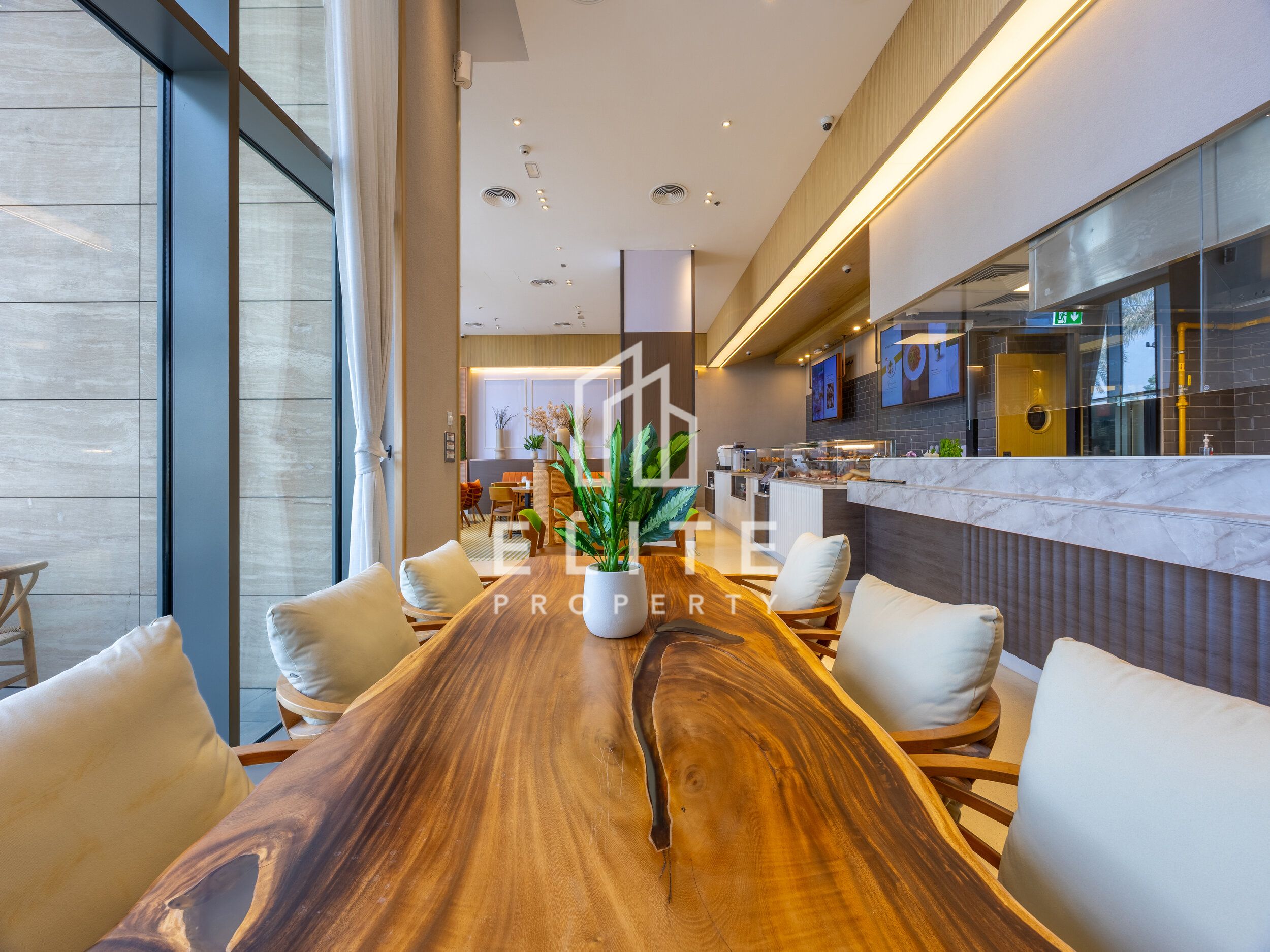 FULLY OPERATIONAL CAFÉ & RESTAURANT IN DUBAI CREEK HARBOUR