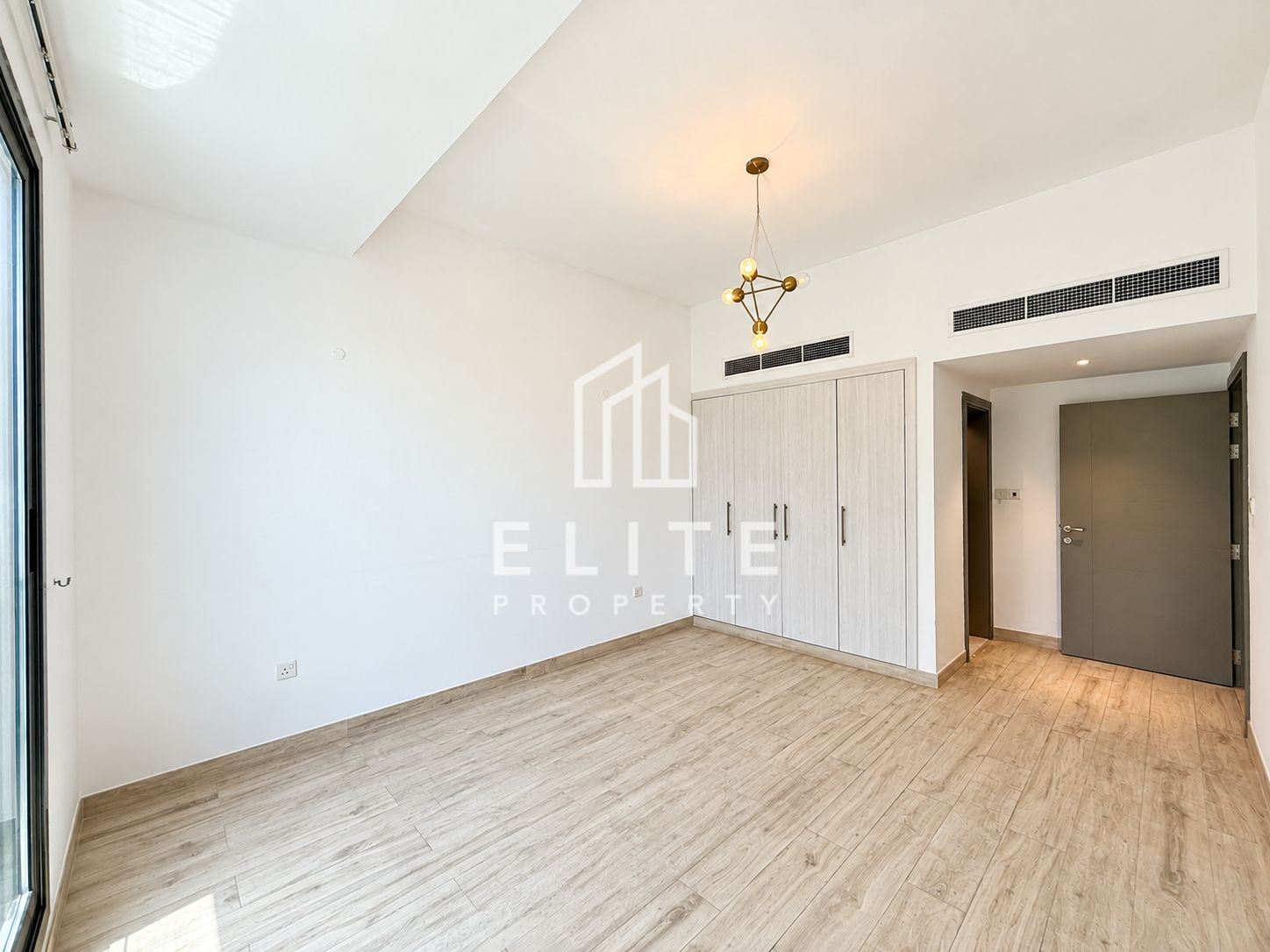 Upgraded 3BR + Maid | Corner Villa | Garden