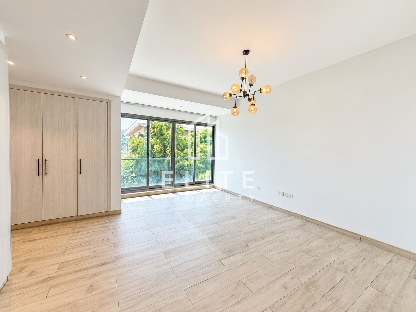Upgraded 3BR + Maid | Corner Villa | Garden