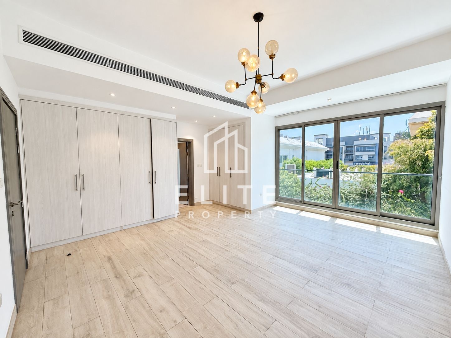 Upgraded 3BR + Maid | Corner Villa | Garden