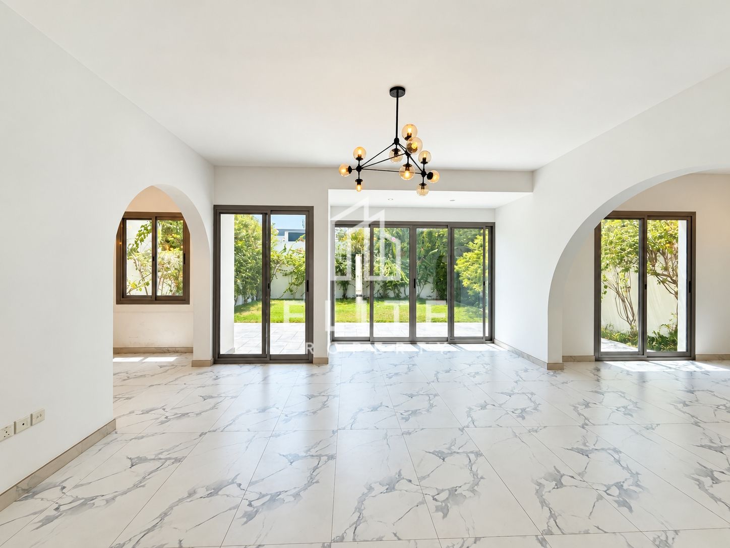 Upgraded 3BR + Maid | Corner Villa | Garden