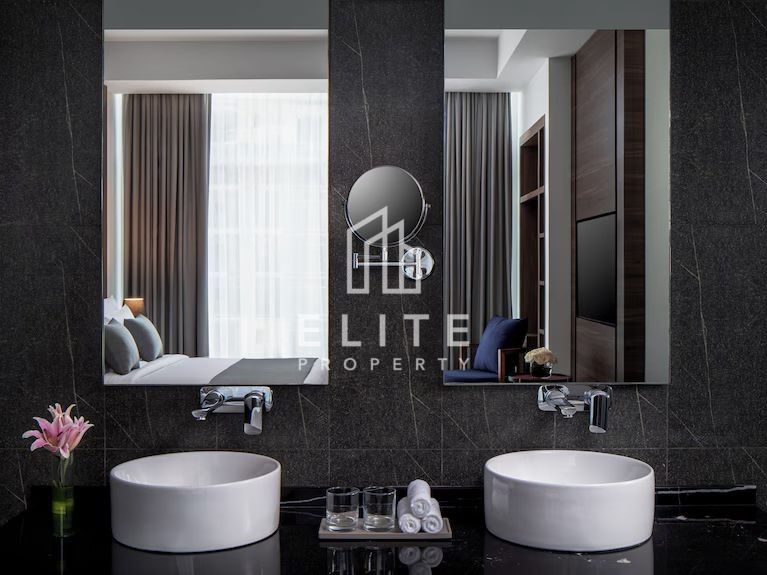 Prime Location | Modern | Canal View | High Floor