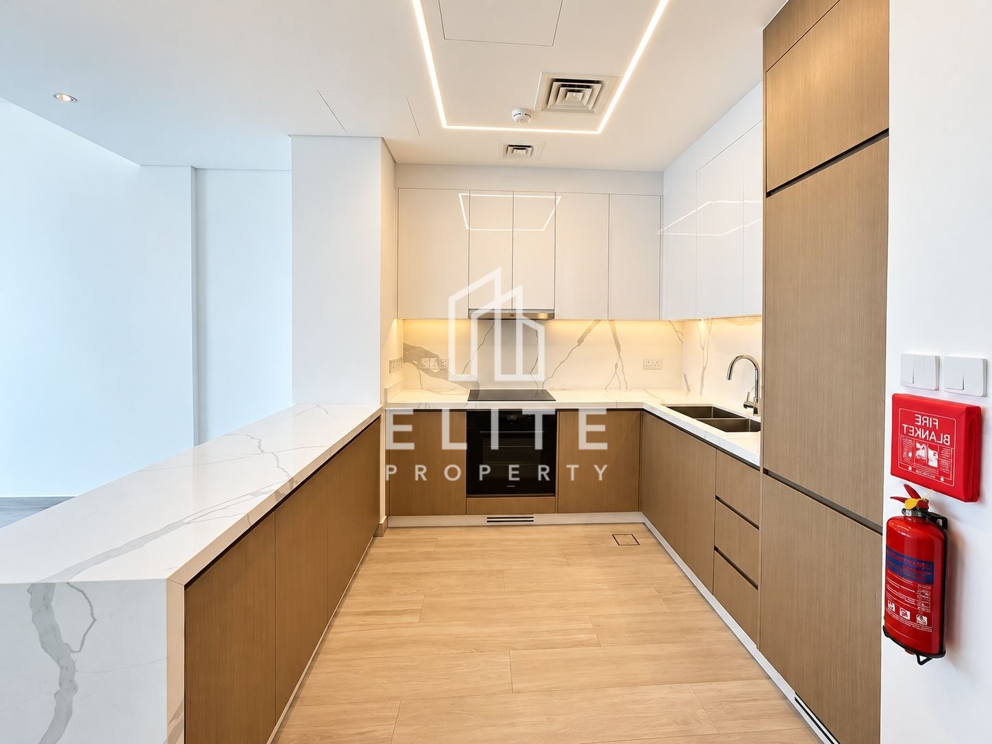 Brand New | Top Floor | Luxury Building