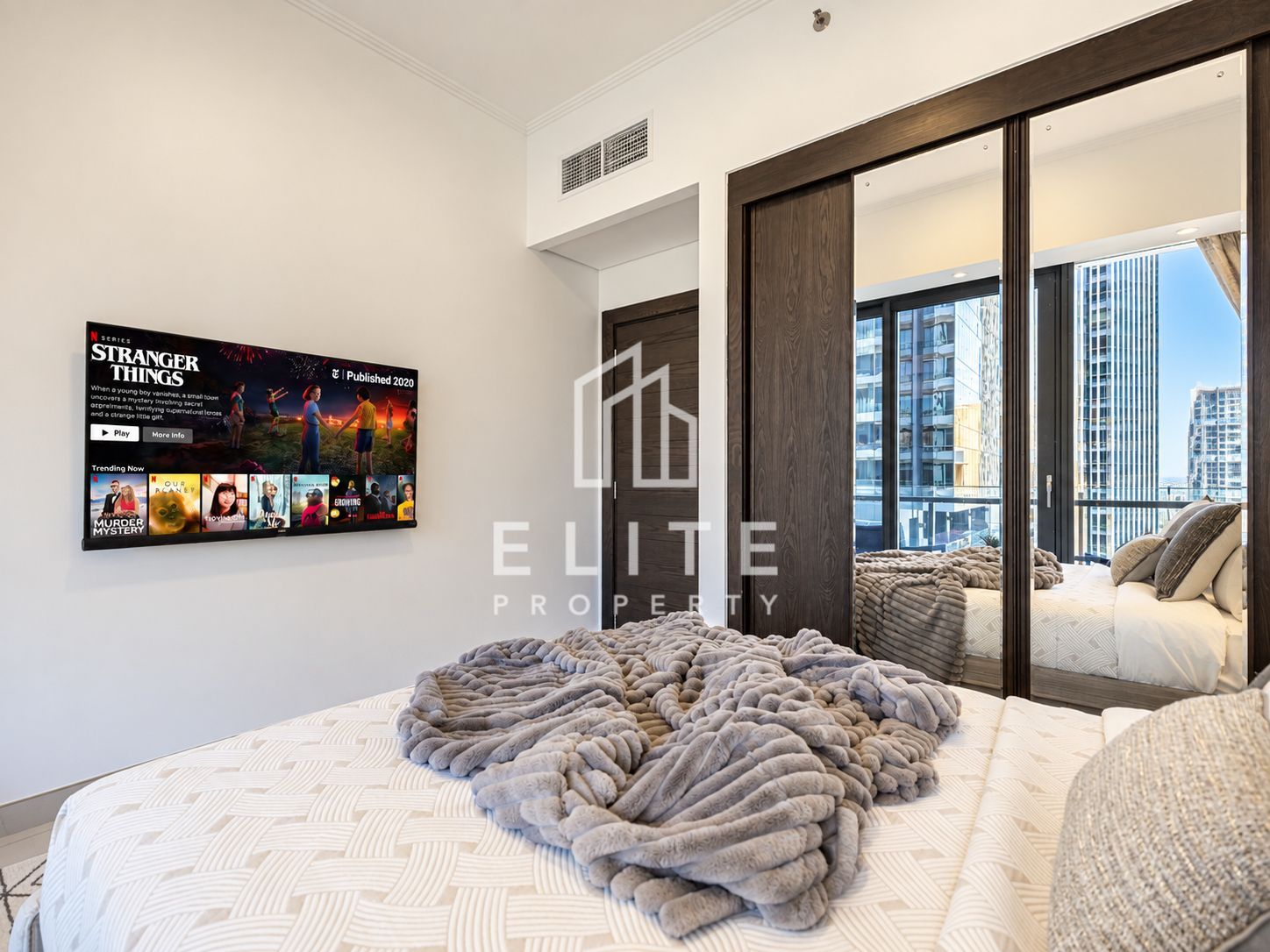 Marina View | Fully Upgraded | Furnished
