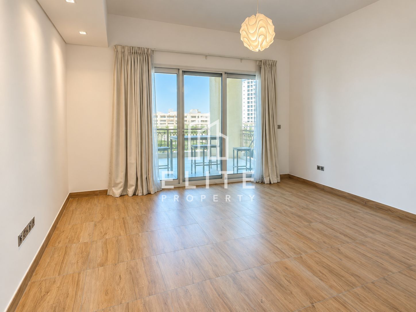 Vacant | Unfurnished | Large Layout