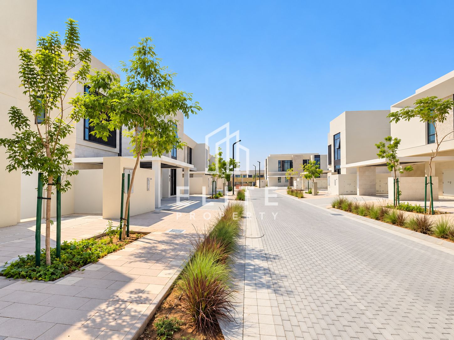 BEST DEAL | BEACHFRONT LIVING | HANDOVER SOON