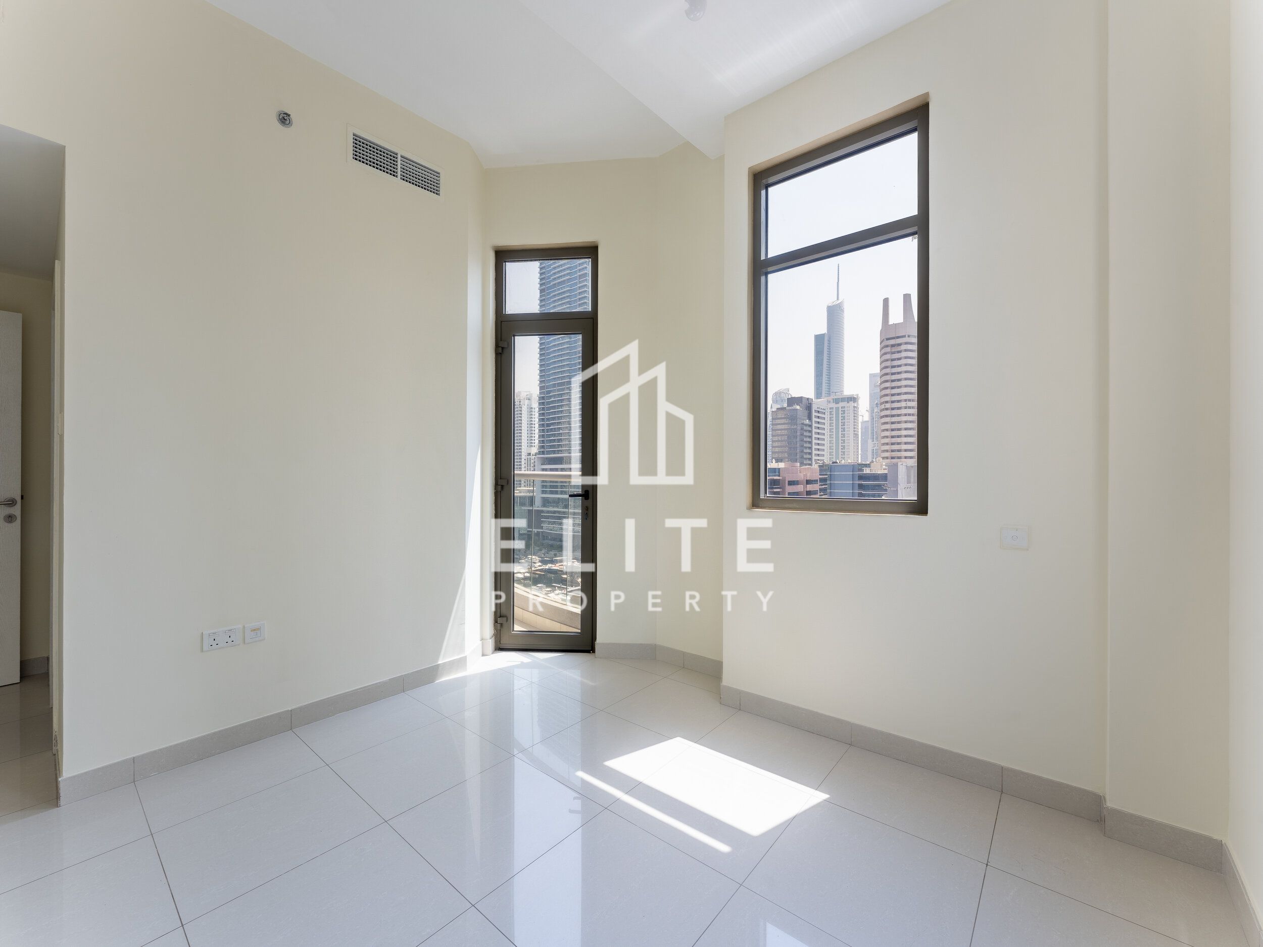 VACANT | MARINA VIEW | 2 MONTHS FREE