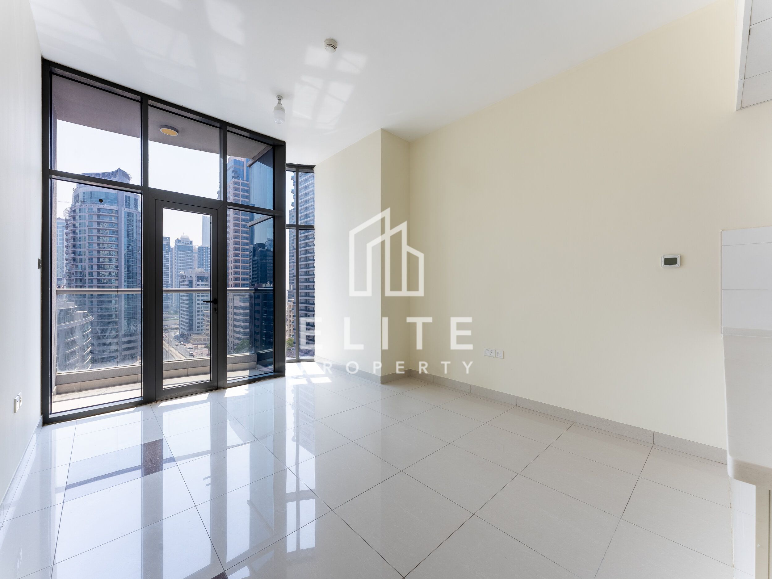 VACANT | MARINA VIEW | 2 MONTHS FREE