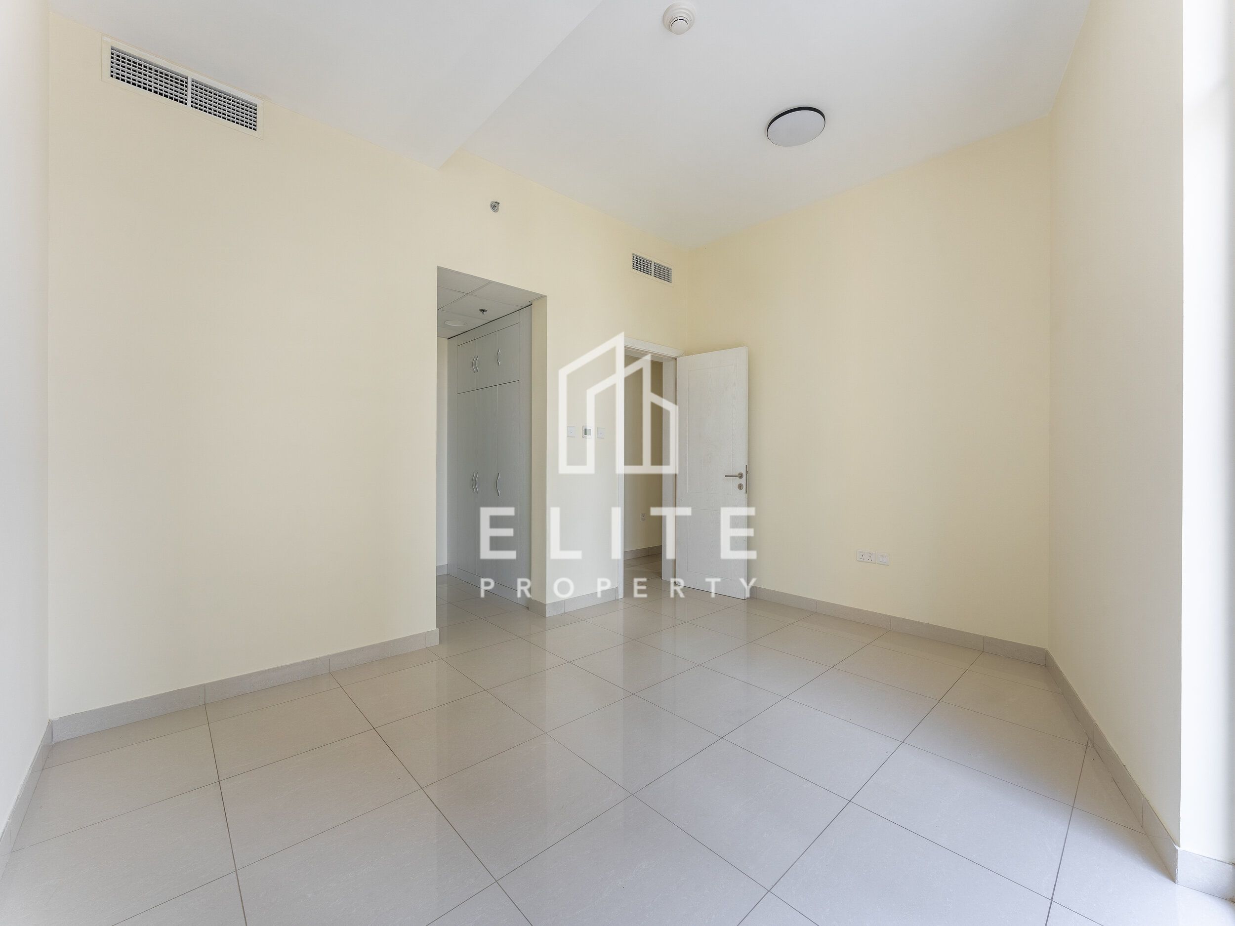 VACANT | MARINA VIEW | 2 MONTHS FREE