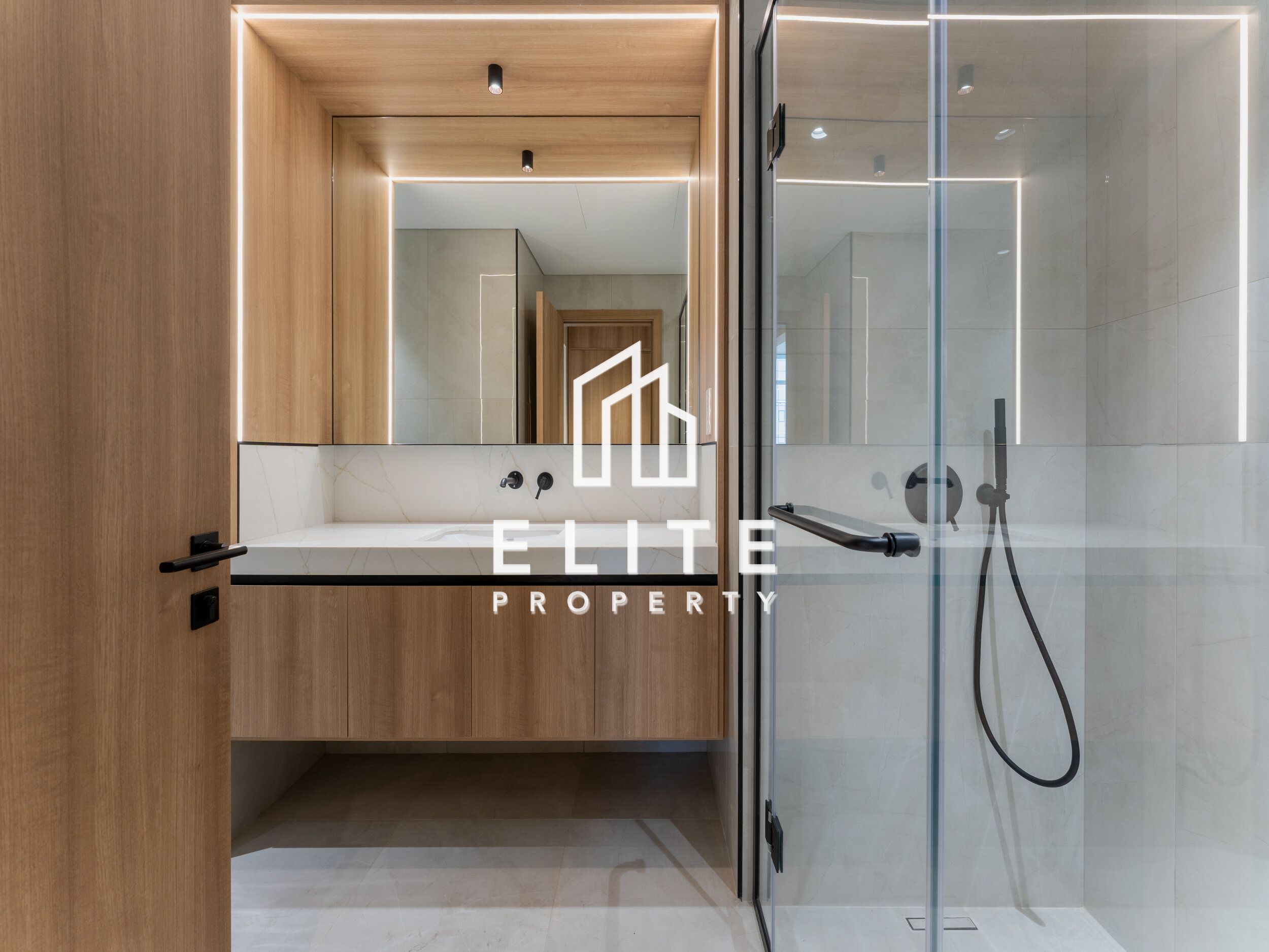 Spacious & Modern Design I  Golf & Villa Views