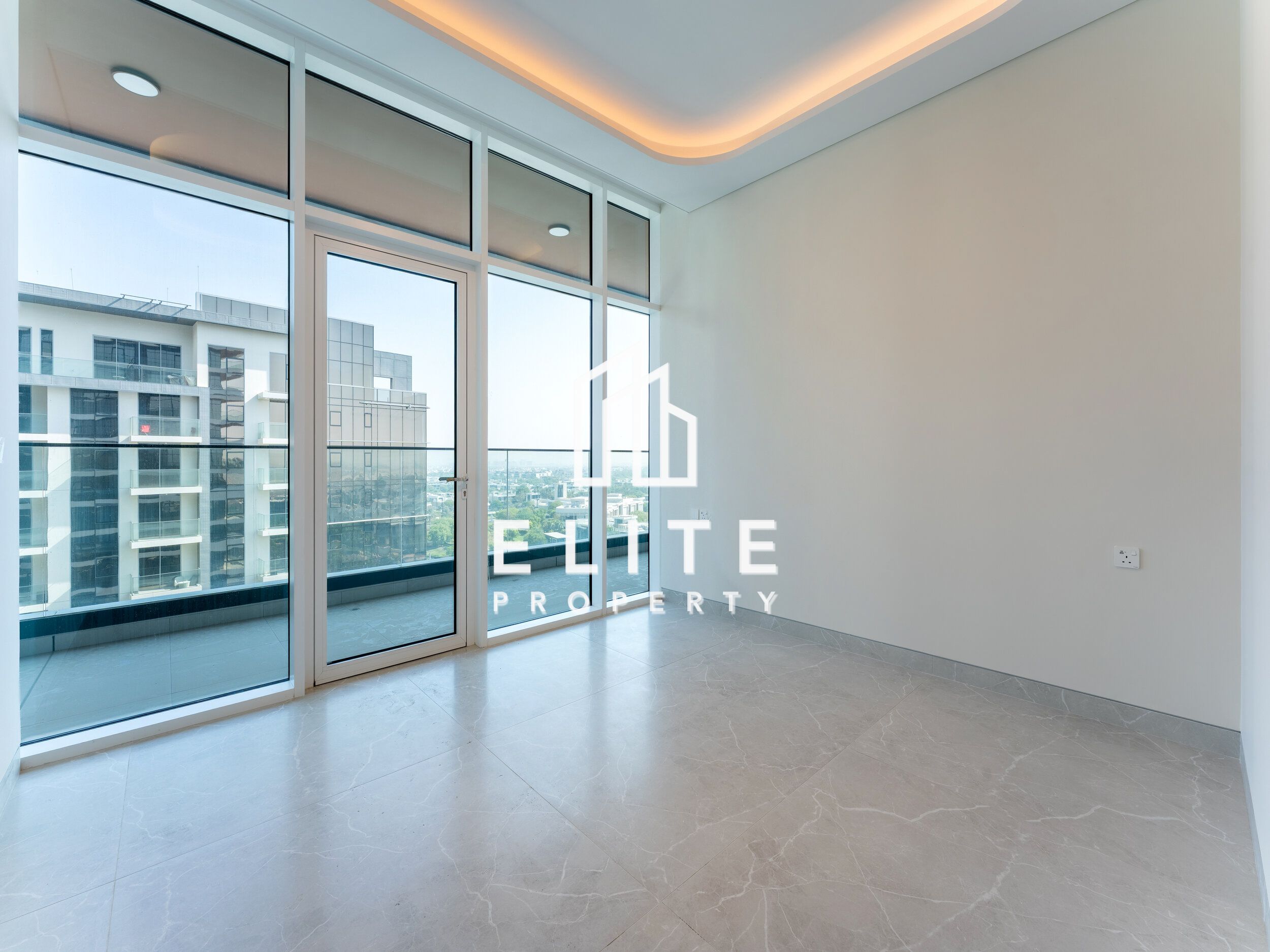 Spacious & Modern Design I  Golf & Villa Views