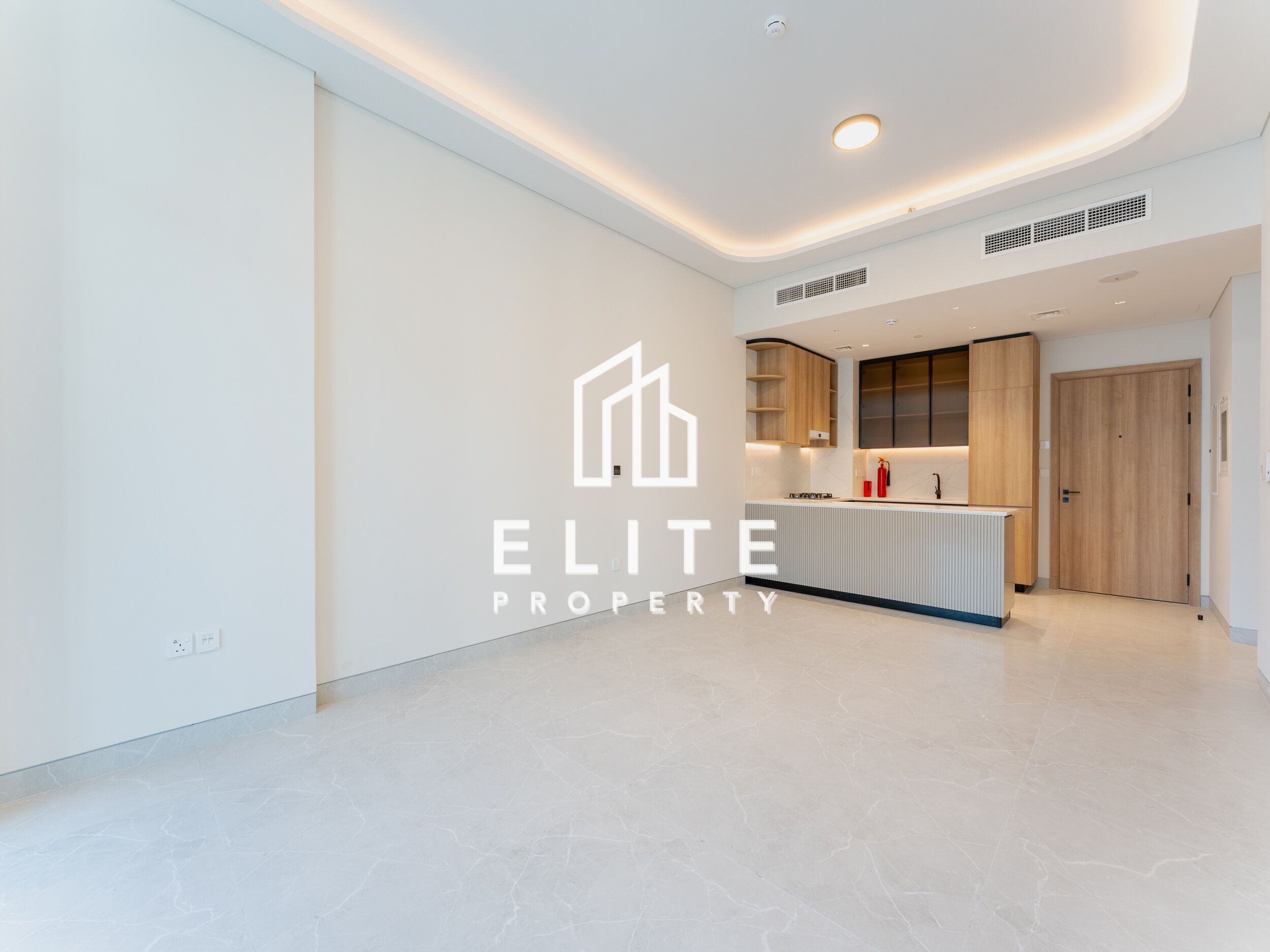 Spacious & Modern Design I  Golf & Villa Views