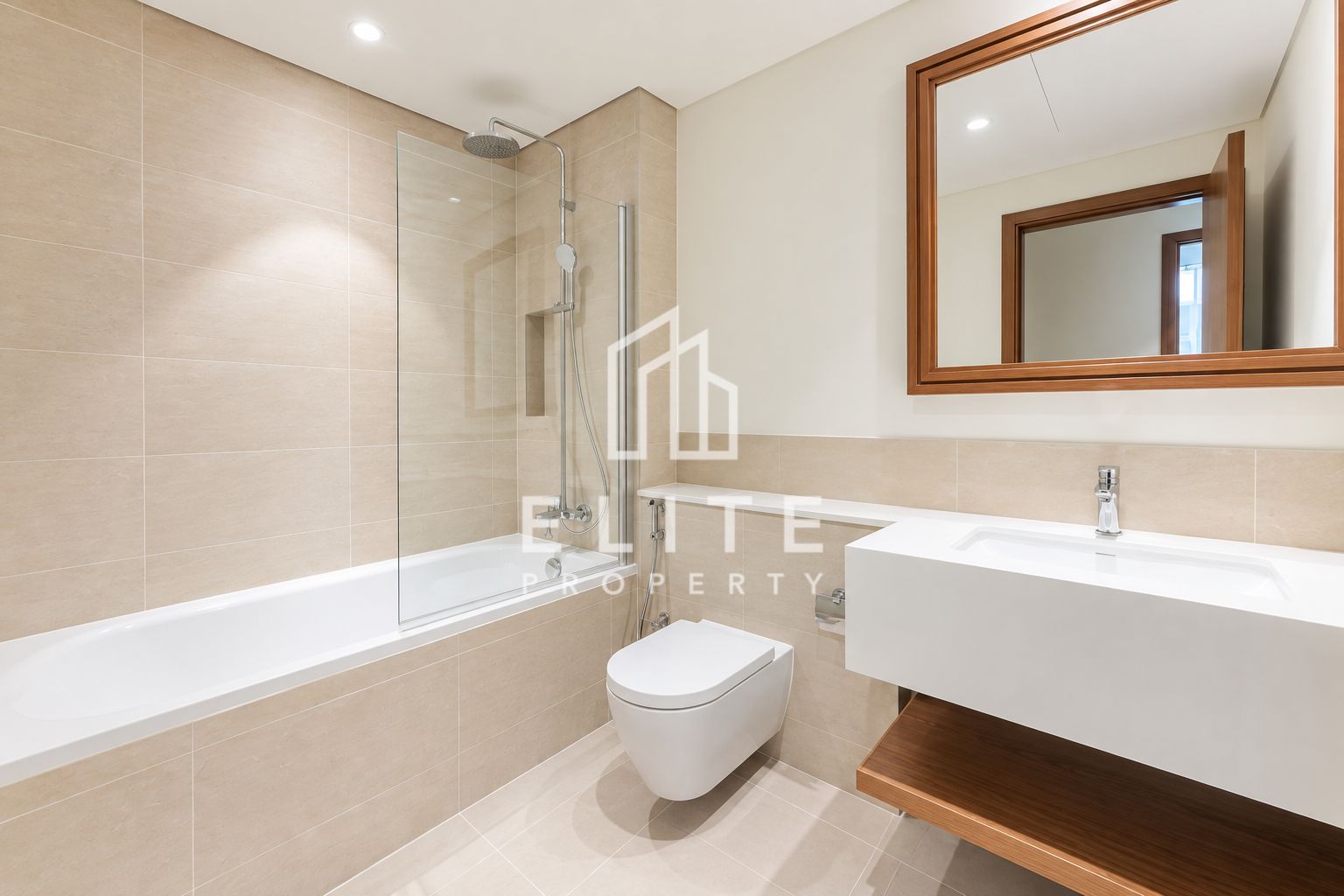 GENUINE PRICE | PRIVATE BEACH| POST HANDOVER