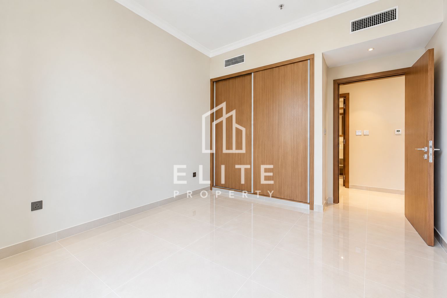 GENUINE PRICE | PRIVATE BEACH| POST HANDOVER
