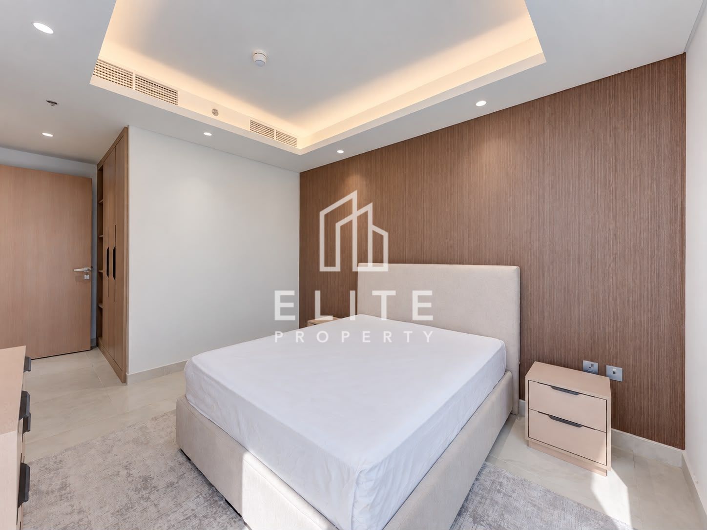 Spacious 2 Bed Duplex | High Floor | Vacant
