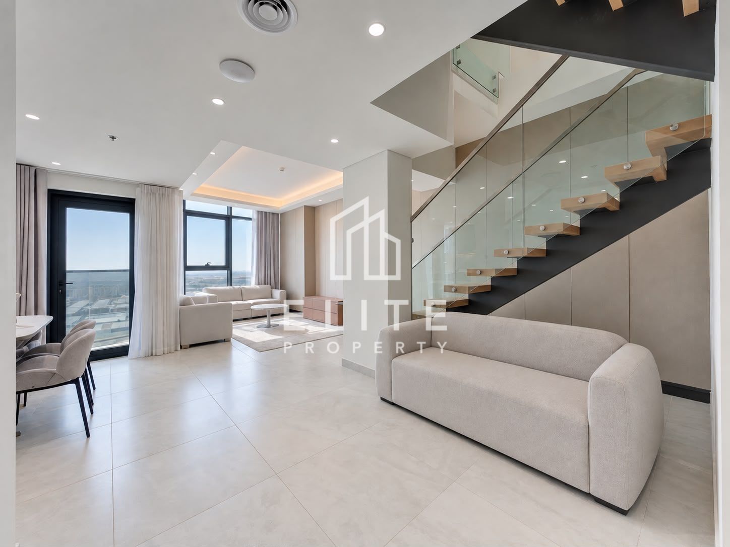 Spacious 2 Bed Duplex | High Floor | Vacant