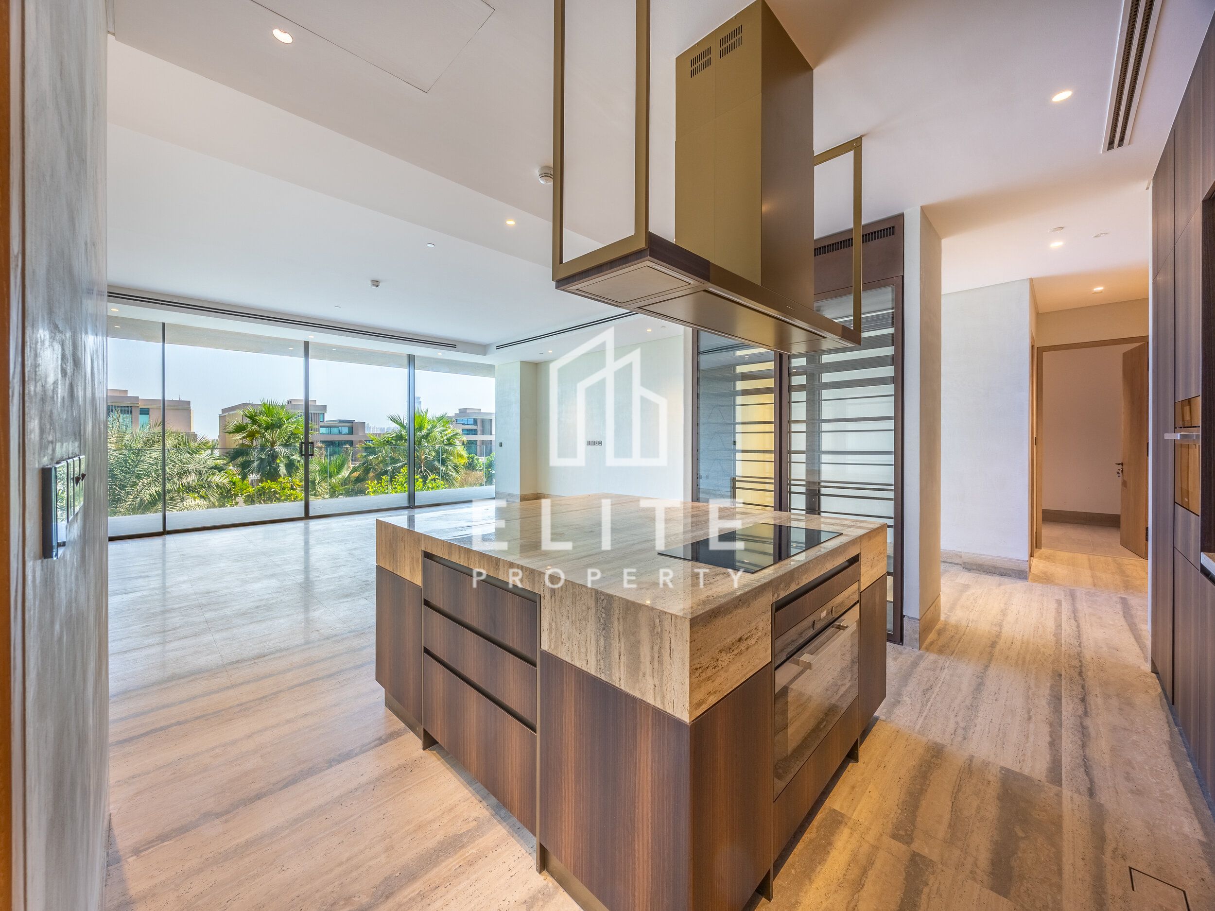 MULTIPLE CHEQUES | PRIVATE BEACH ACCESS | LUXURY