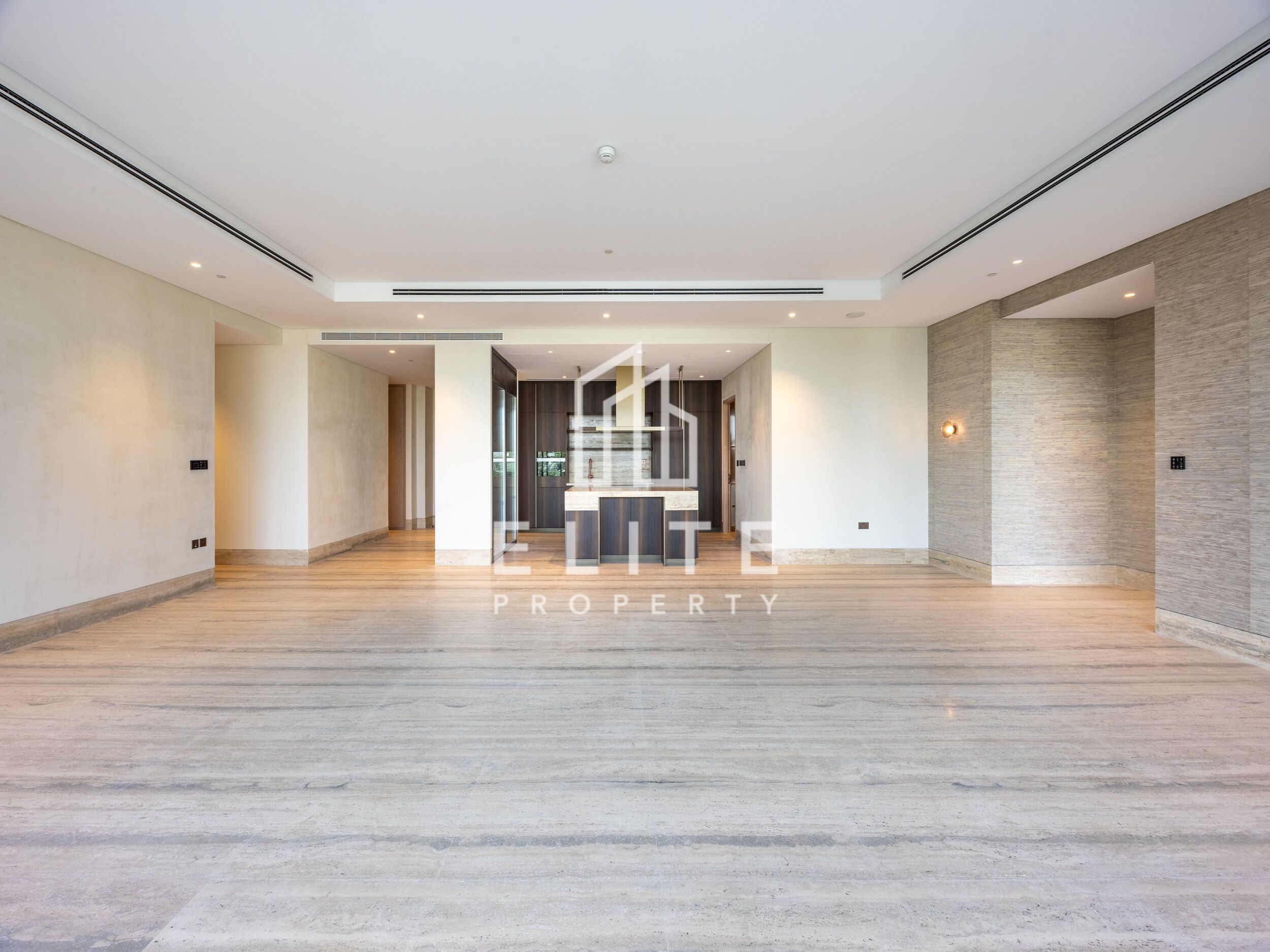 MULTIPLE CHEQUES | PRIVATE BEACH ACCESS | LUXURY