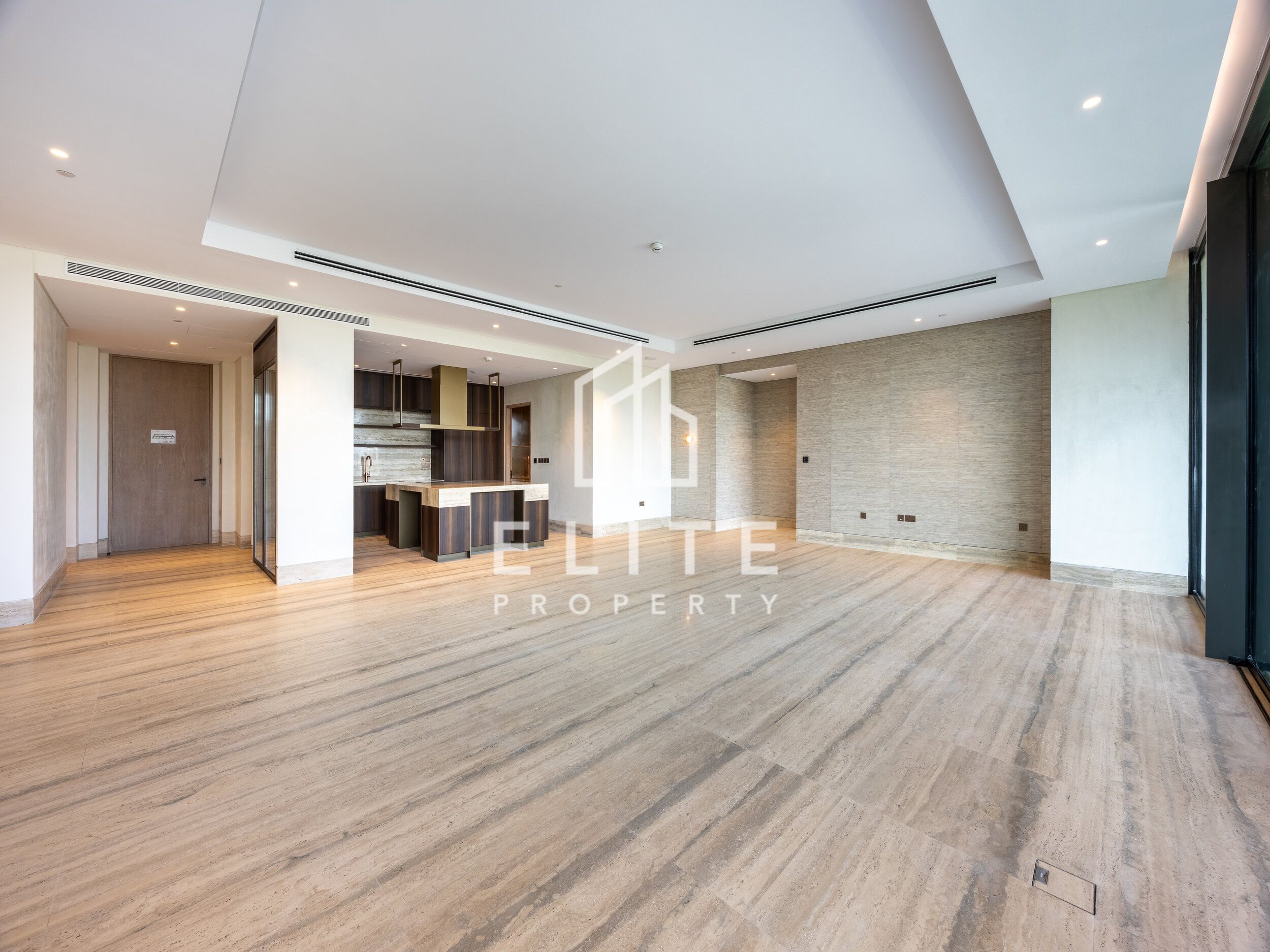 MULTIPLE CHEQUES | PRIVATE BEACH ACCESS | LUXURY