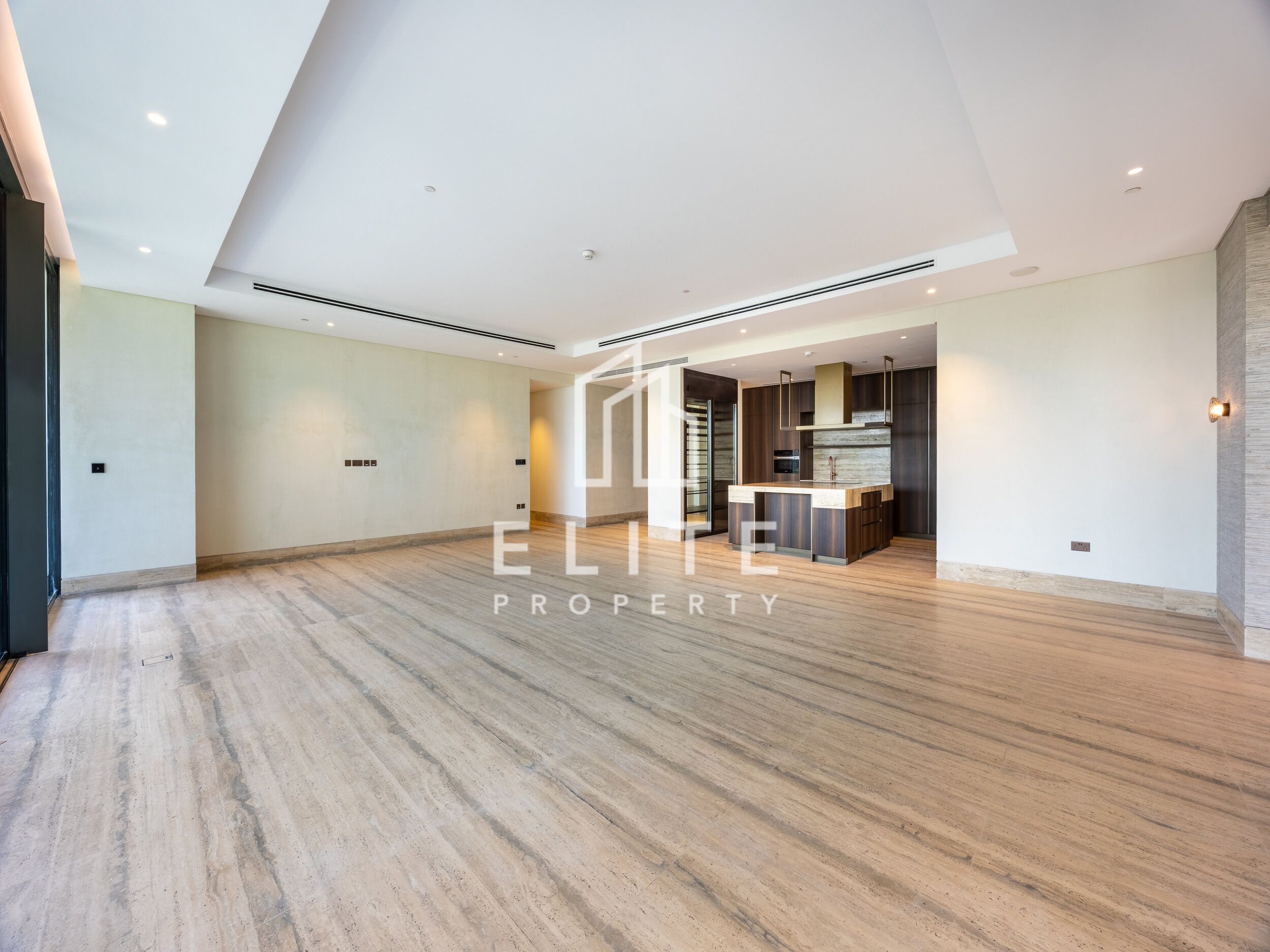 MULTIPLE CHEQUES | PRIVATE BEACH ACCESS | LUXURY