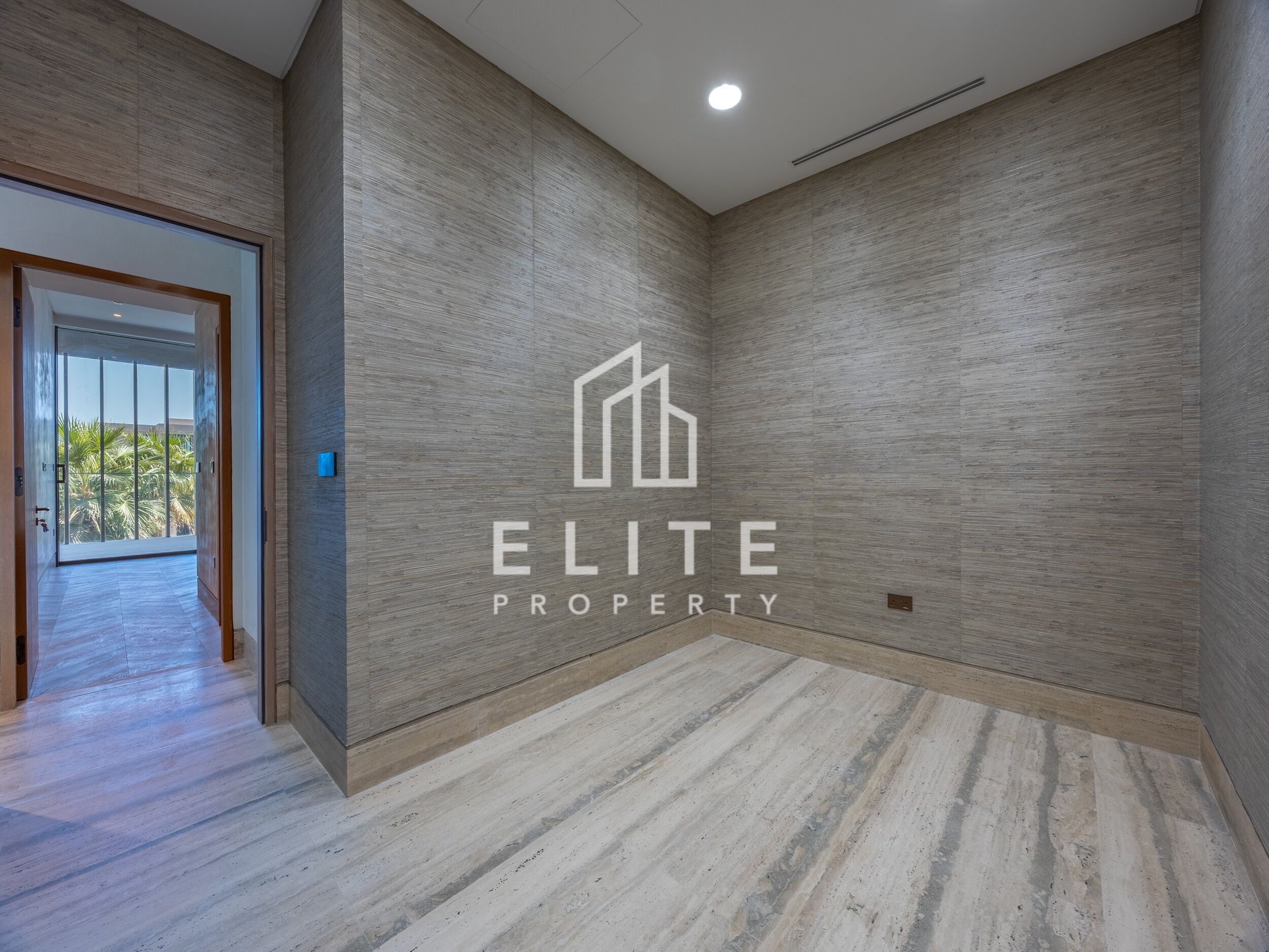 MULTIPLE CHEQUES | PRIVATE BEACH ACCESS | LUXURY