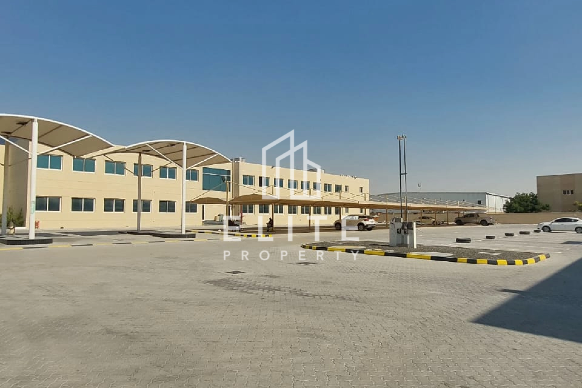 High ROI Investment 2x warehouse &amp; Business Centre