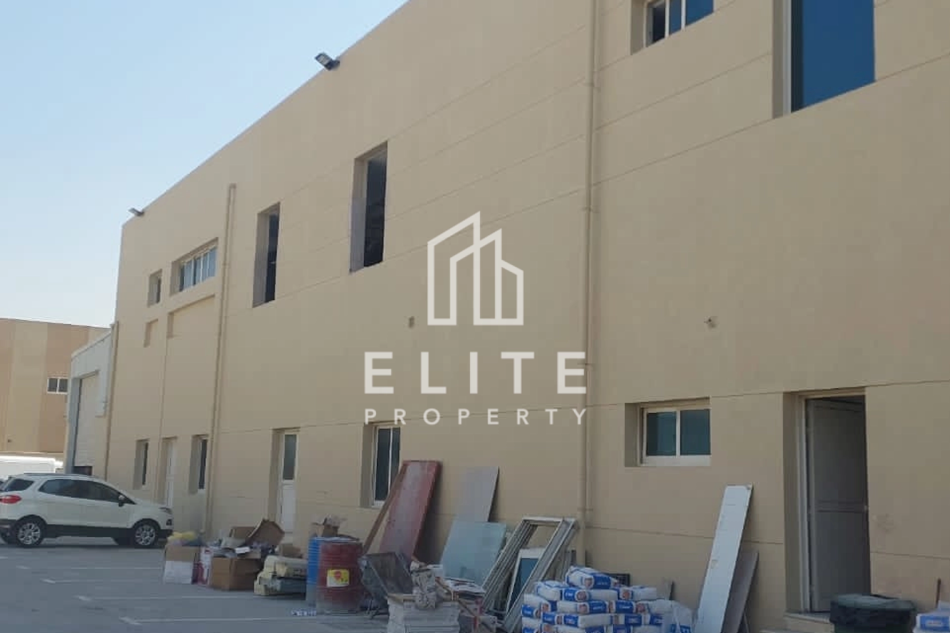 High ROI Investment 2x warehouse &amp; Business Centre