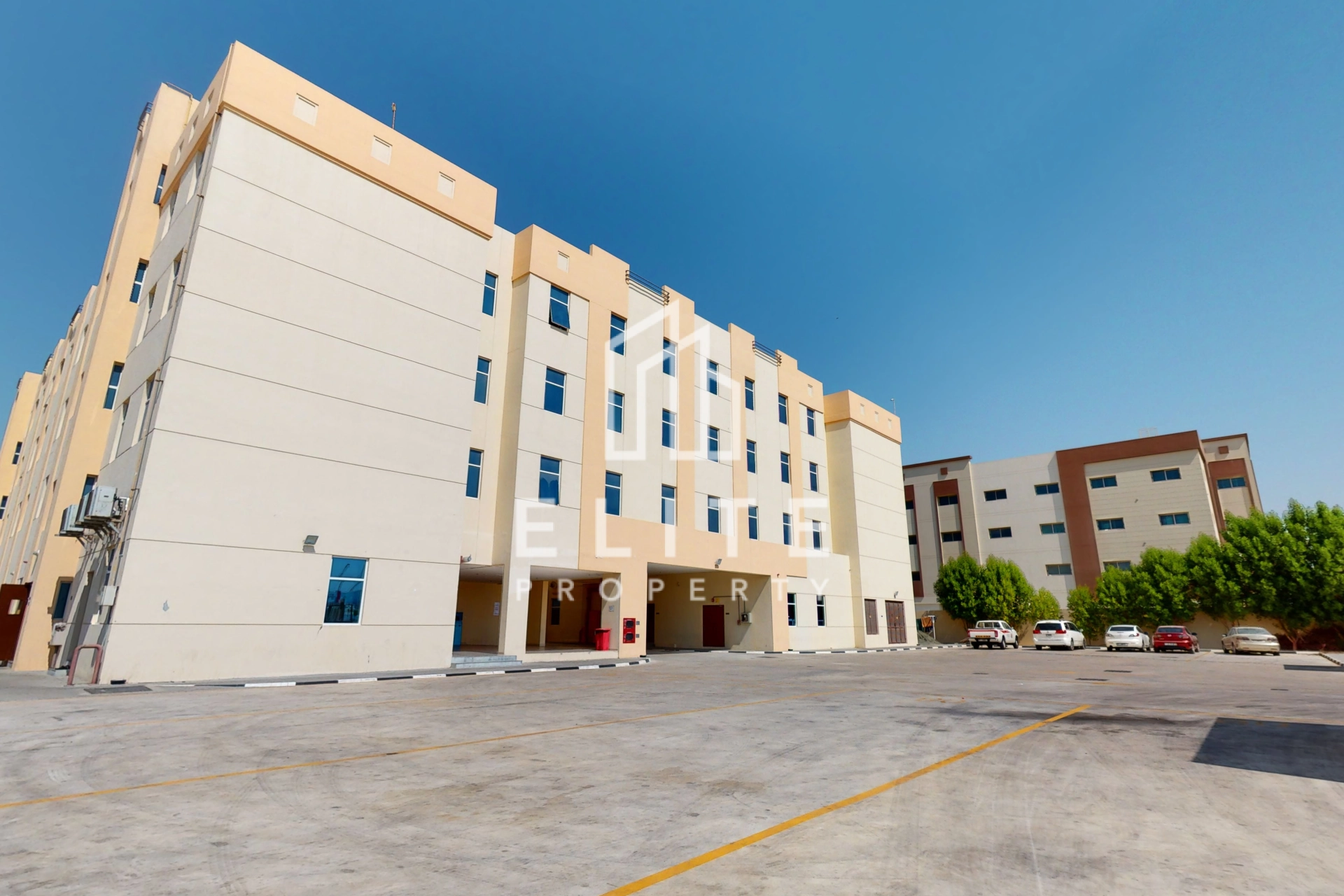 DIC LABOUR ACCOMMODATION IN TOP CONDITION FOR SALE