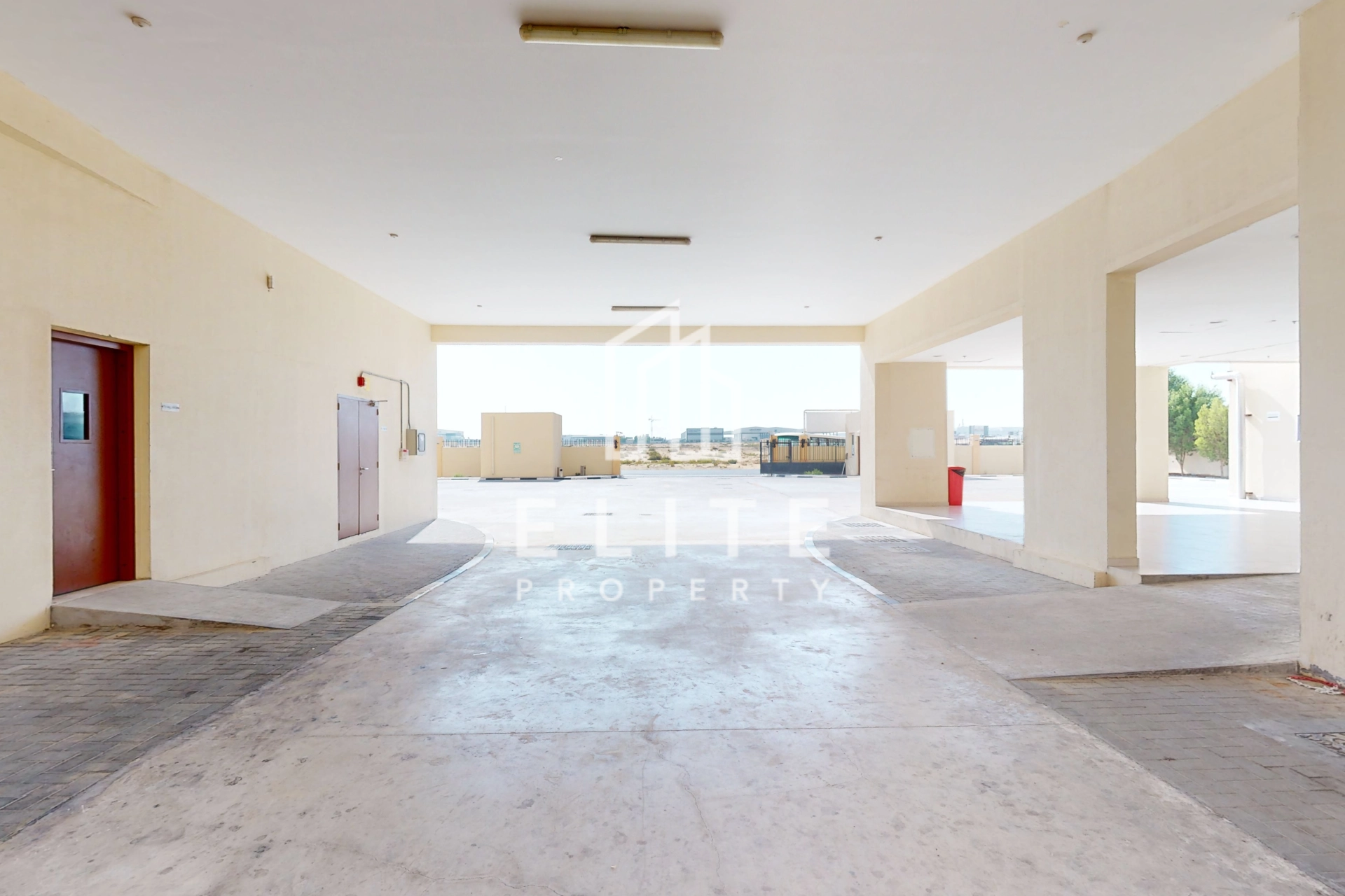 DIC LABOUR ACCOMMODATION IN TOP CONDITION FOR SALE