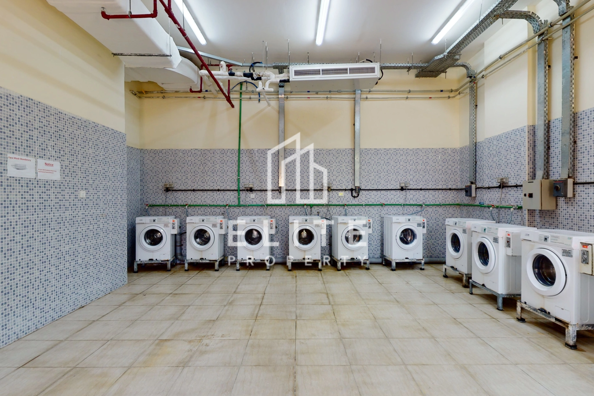 DIC LABOUR ACCOMMODATION IN TOP CONDITION FOR SALE
