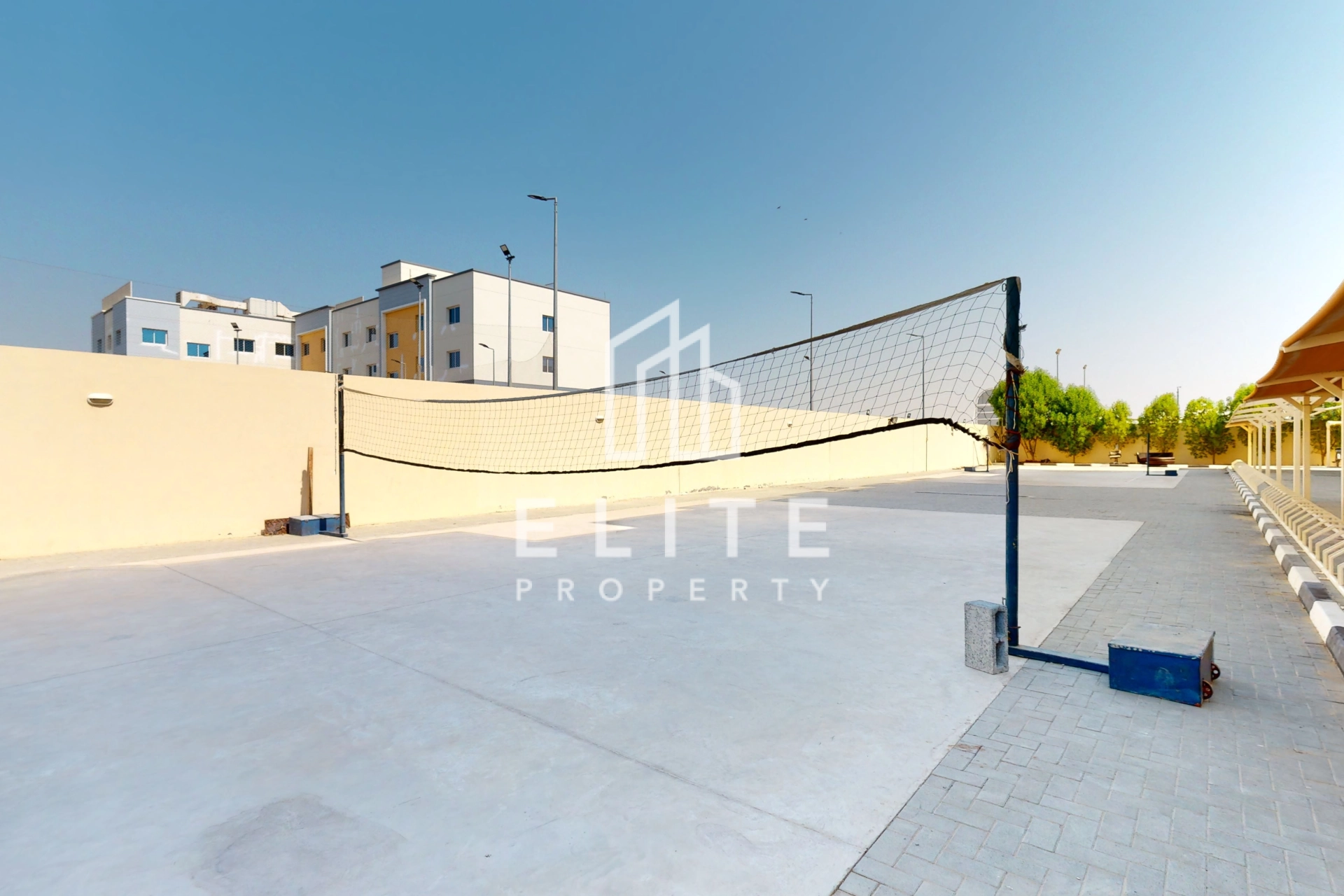 DIC LABOUR ACCOMMODATION IN TOP CONDITION FOR SALE