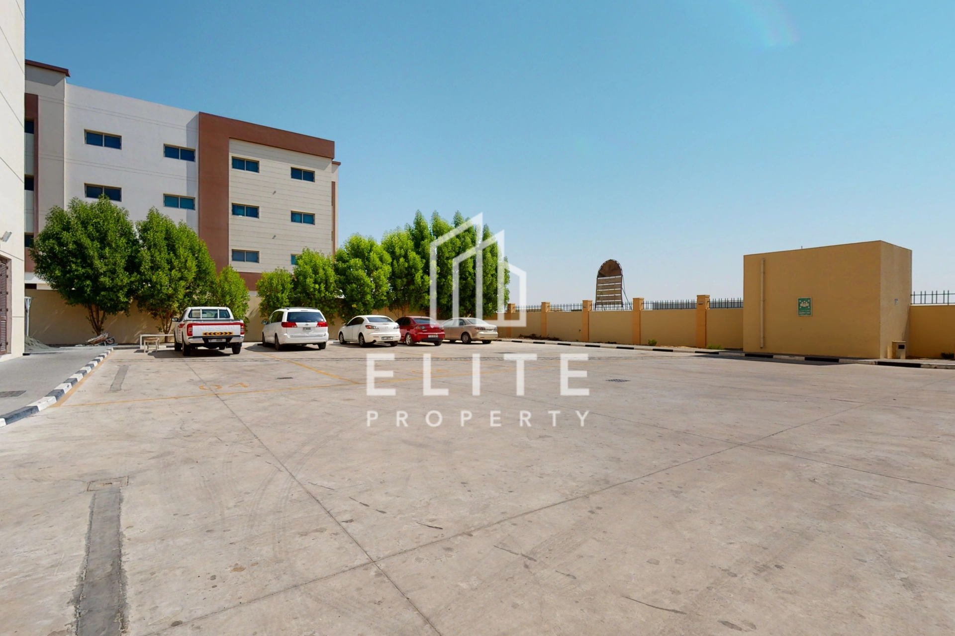 DIC LABOUR ACCOMMODATION IN TOP CONDITION FOR SALE