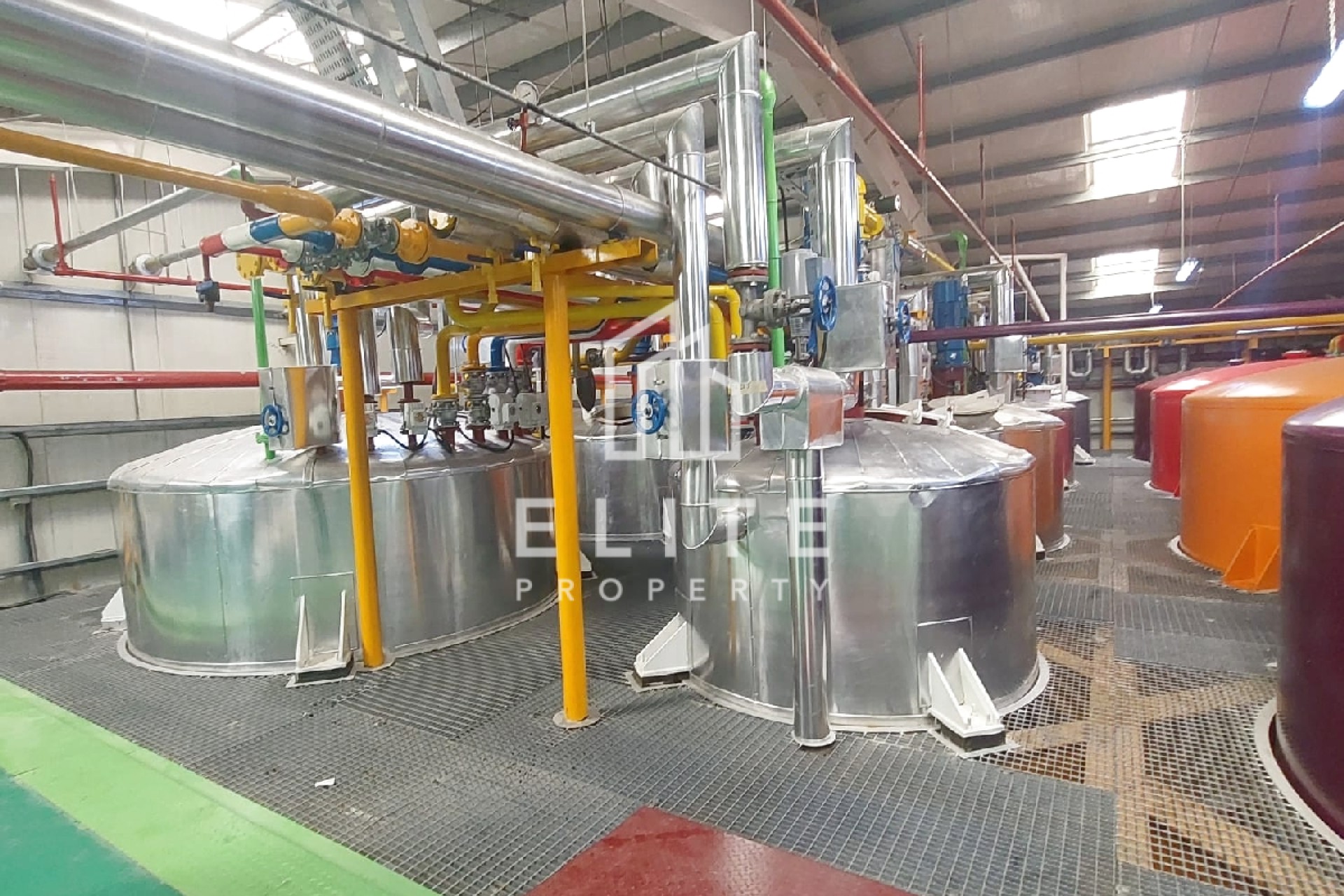HIGH PERFORMANCE LUBRICANT FACTORY JOINT VENTURE PROPOSAL AT AN INVESTMENT OF AED 30,000,000 / USD 8,167,665