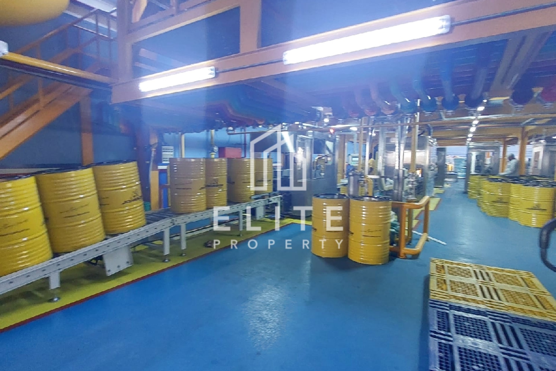 HIGH PERFORMANCE LUBRICANT FACTORY JOINT VENTURE PROPOSAL AT AN INVESTMENT OF AED 30,000,000 / USD 8,167,665
