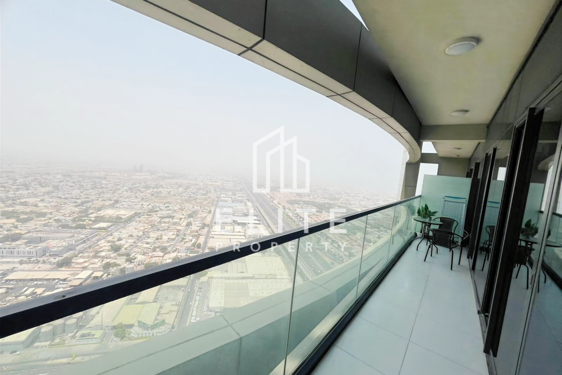 NEGOTIABLE | HIGH FLOOR | STUNNING VIEW