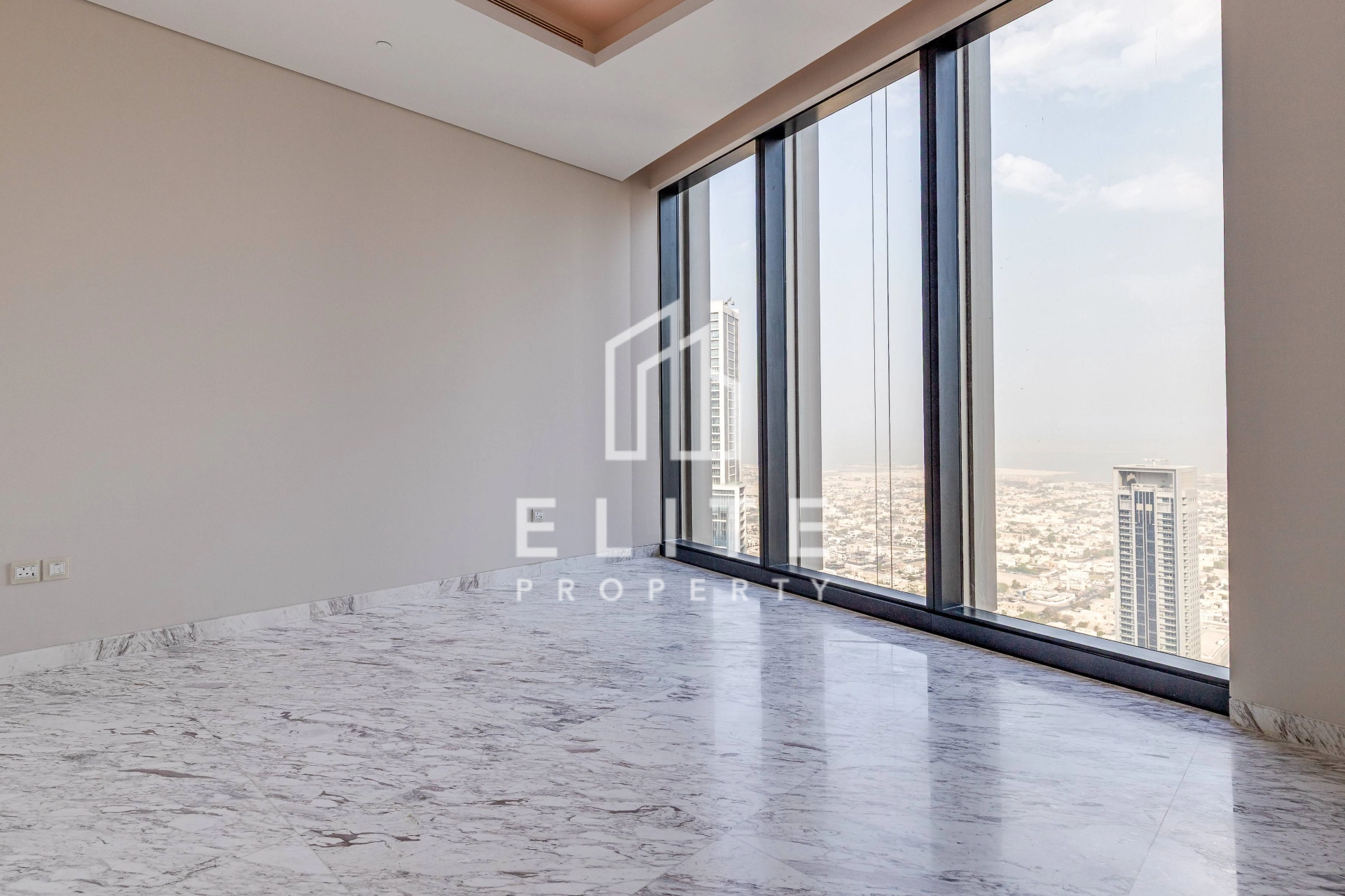 FAIRMONT RESIDENCES
